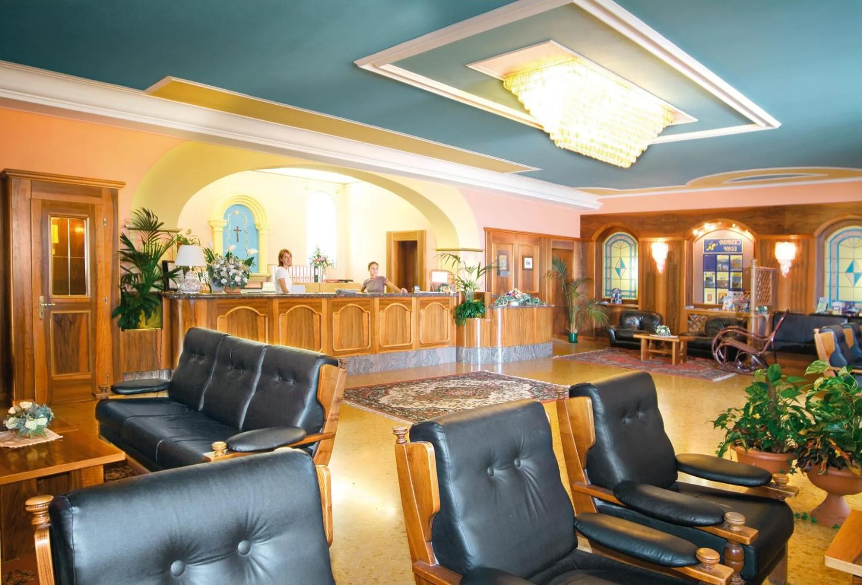 Lobby or reception in Park Hotel Jolanda