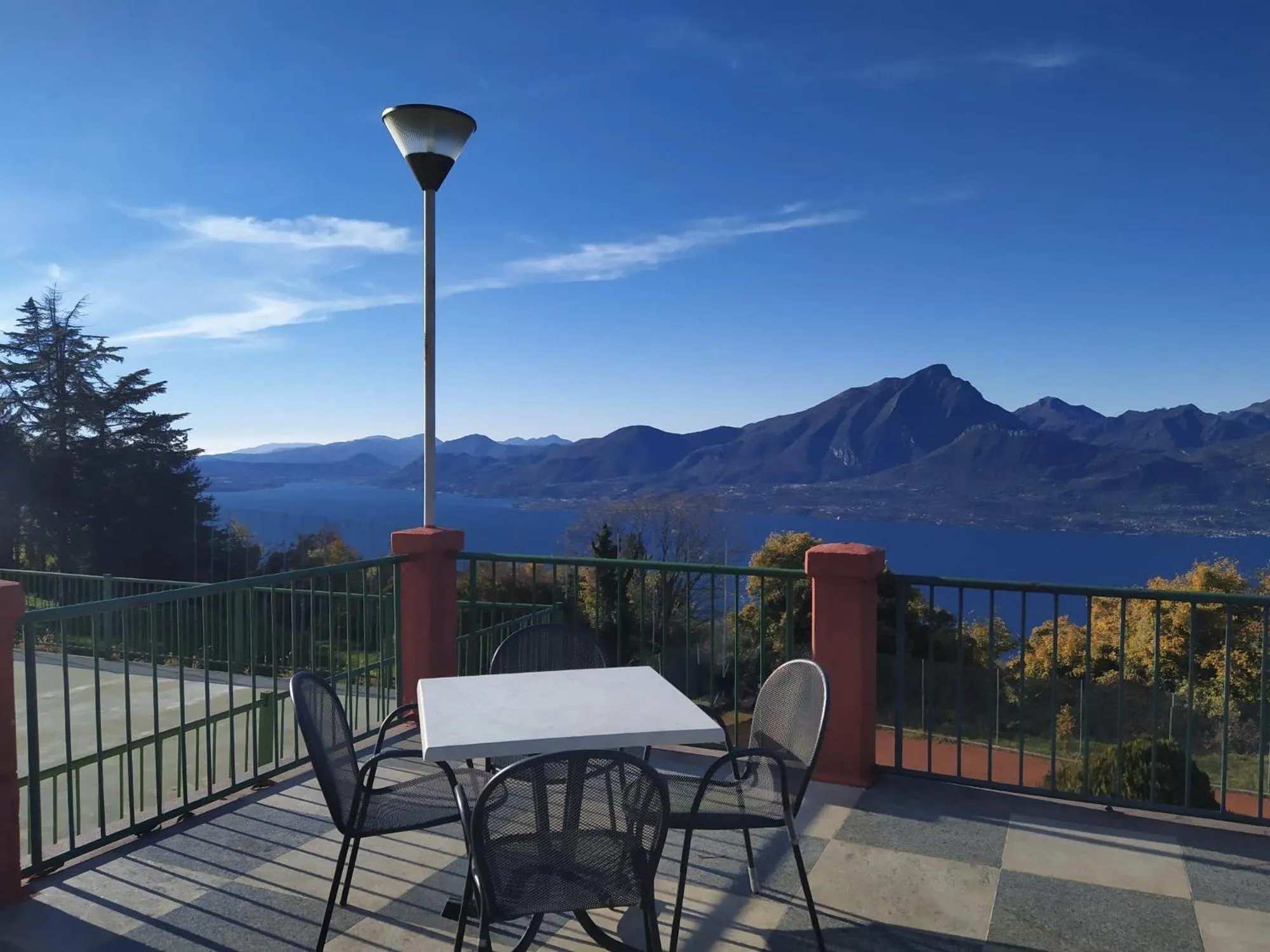 Restaurant/places to eat in Park Hotel Jolanda