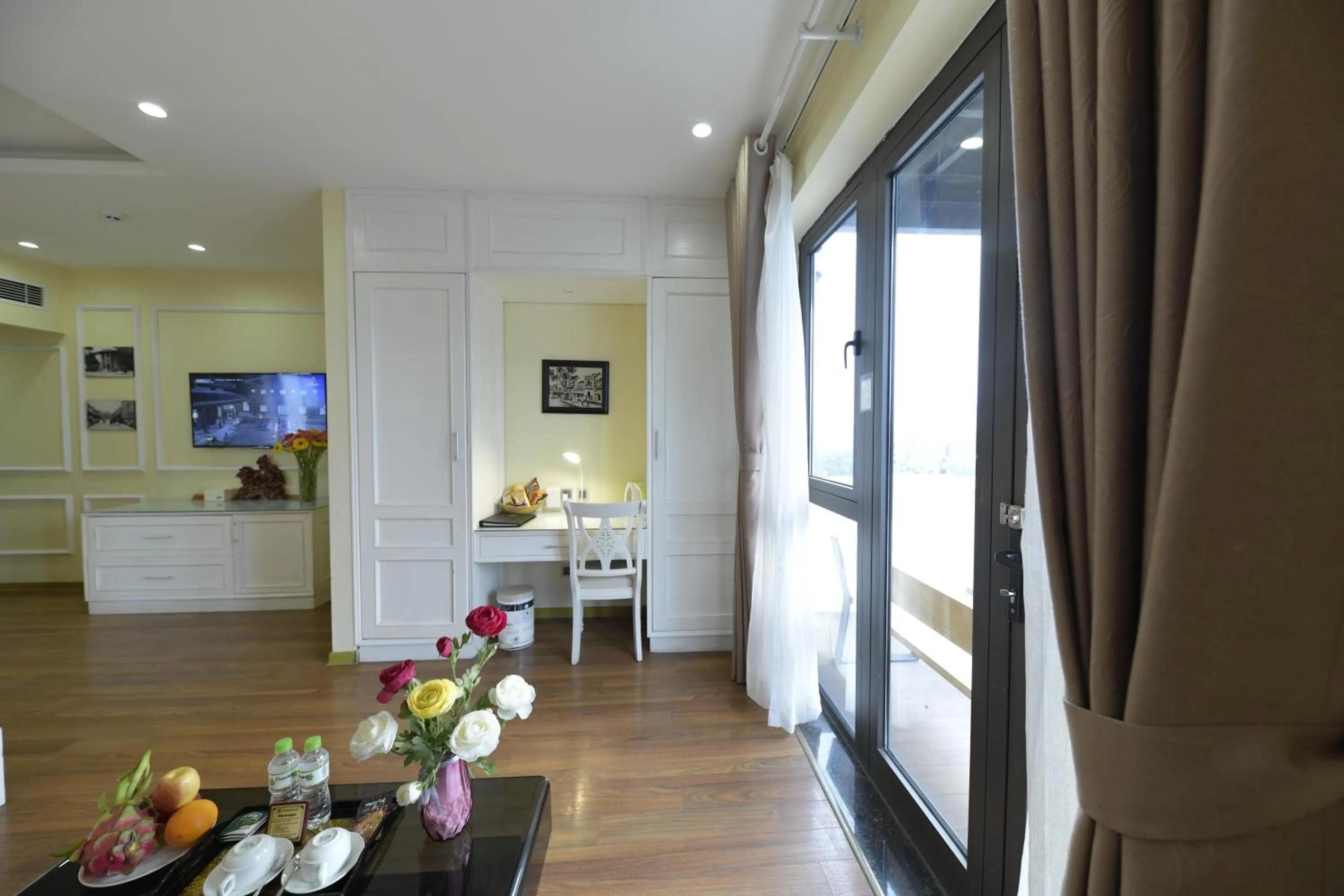 TV and multimedia in Hanoi HM Boutique Hotel