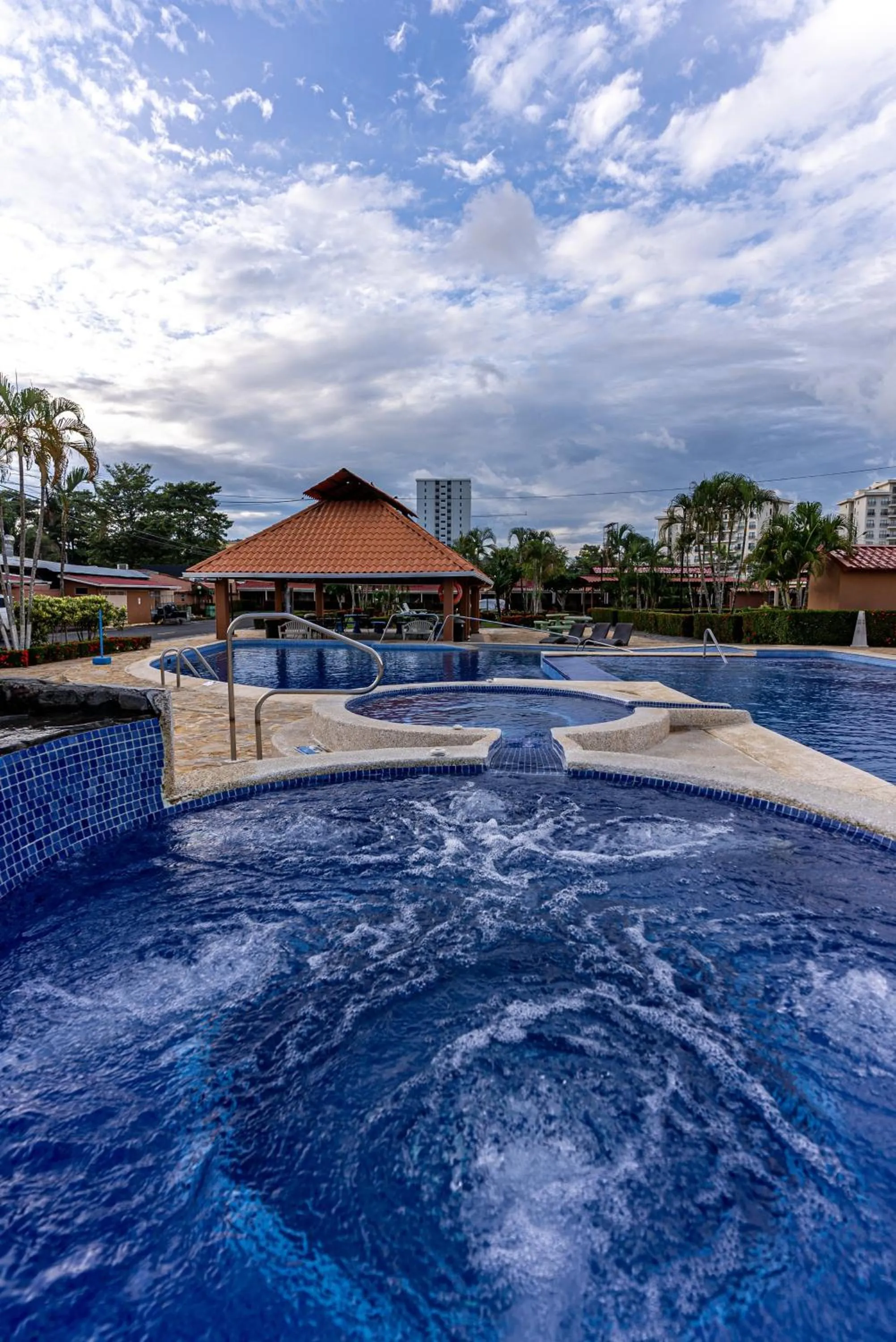 Swimming pool in Villas Paraiso B52