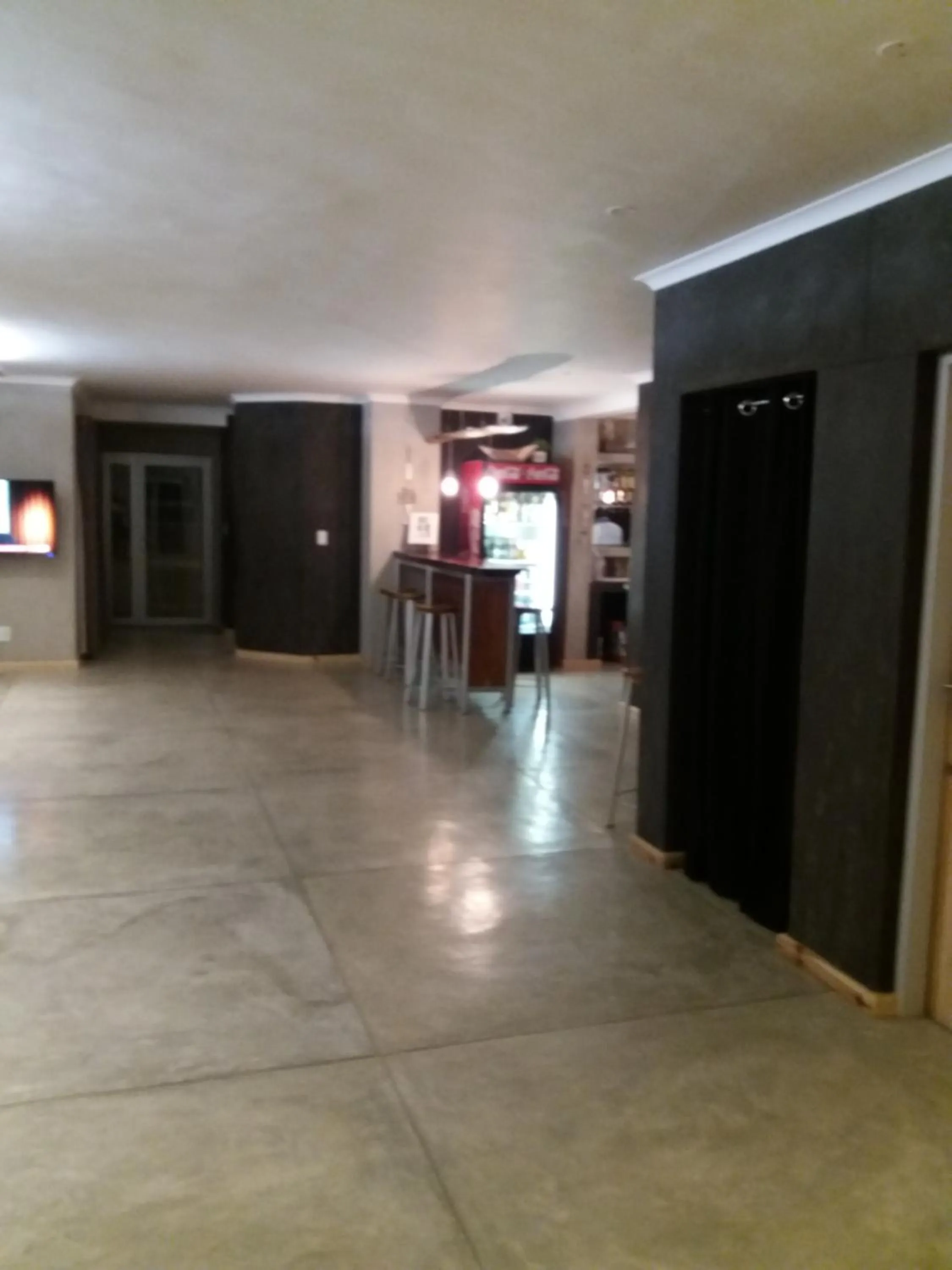 Entertainment in Hotel A la Mer