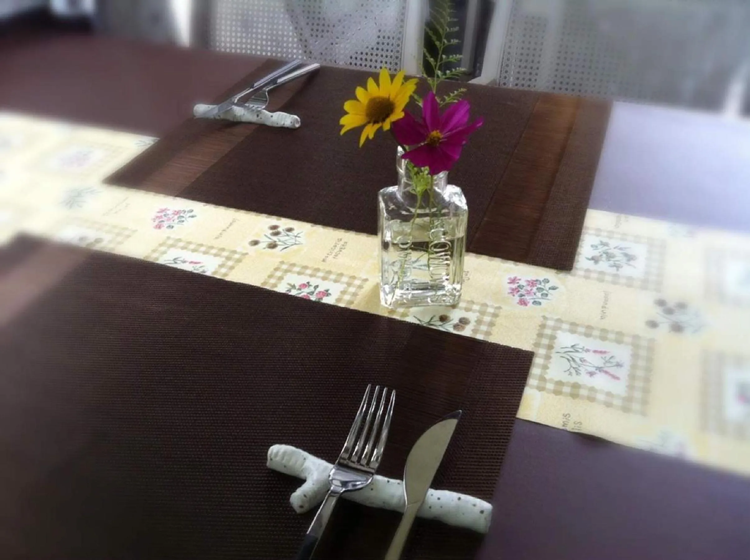 Restaurant/places to eat in Pension Wildflowers