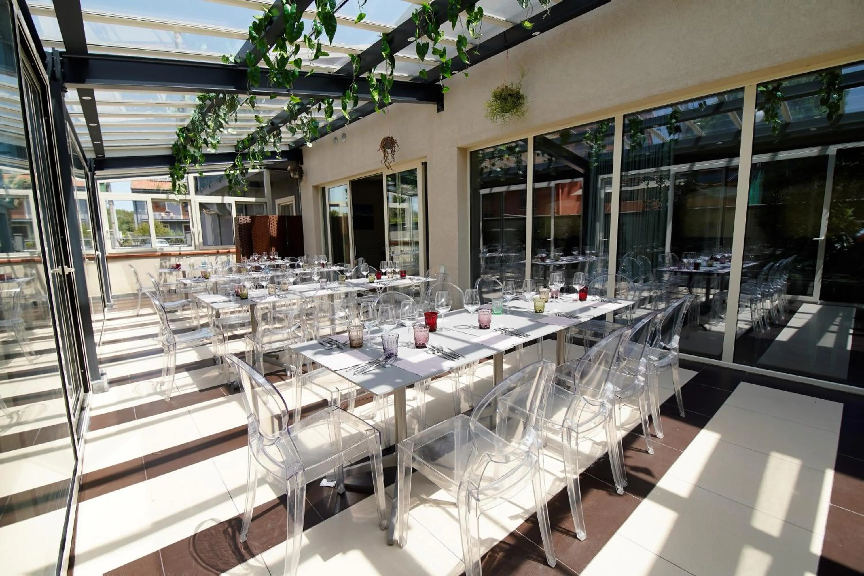 Restaurant/places to eat in Mareneve Resort