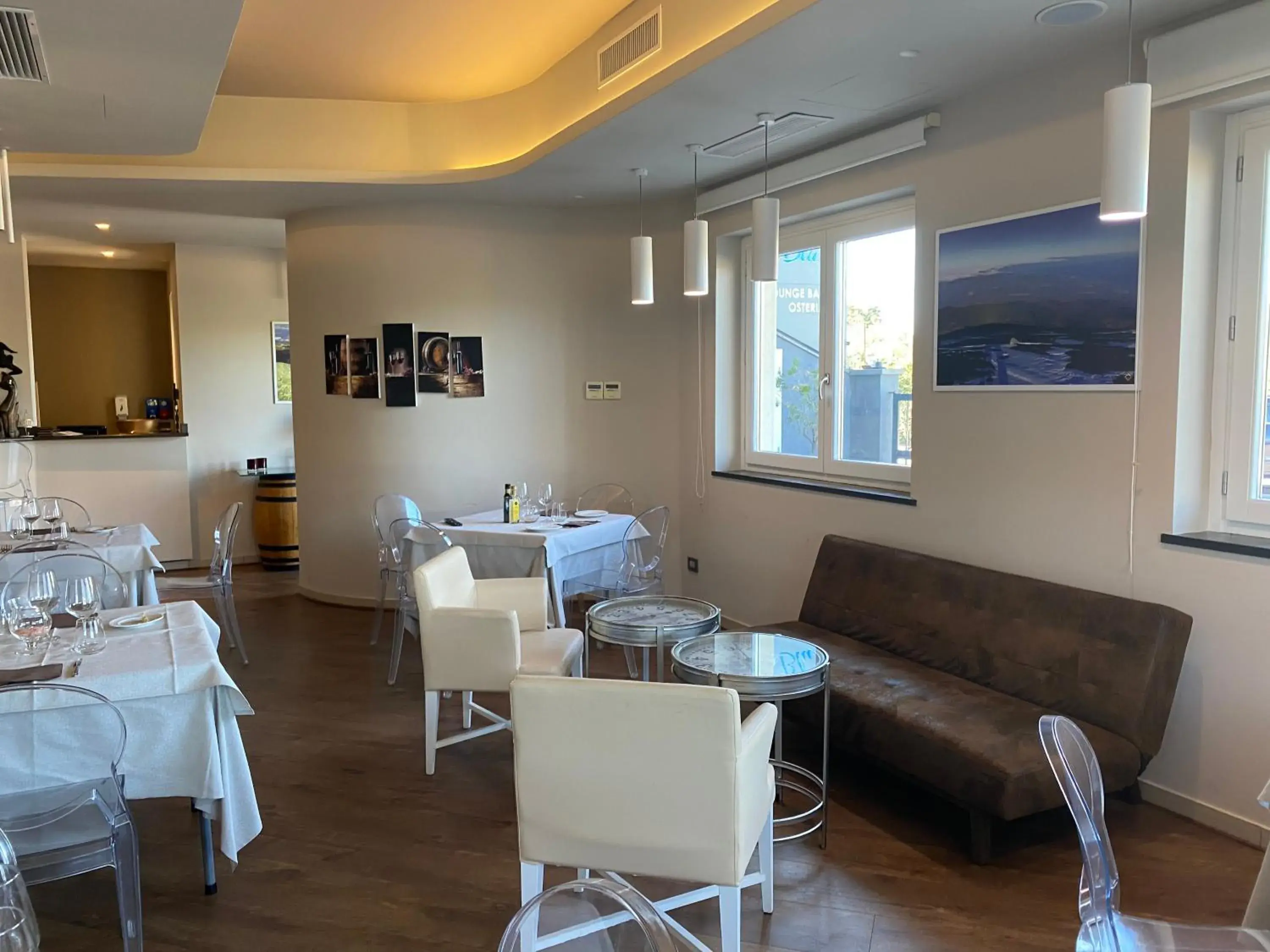 Restaurant/places to eat in Mareneve Resort Restaurant/places to eat in Mareneve Resort