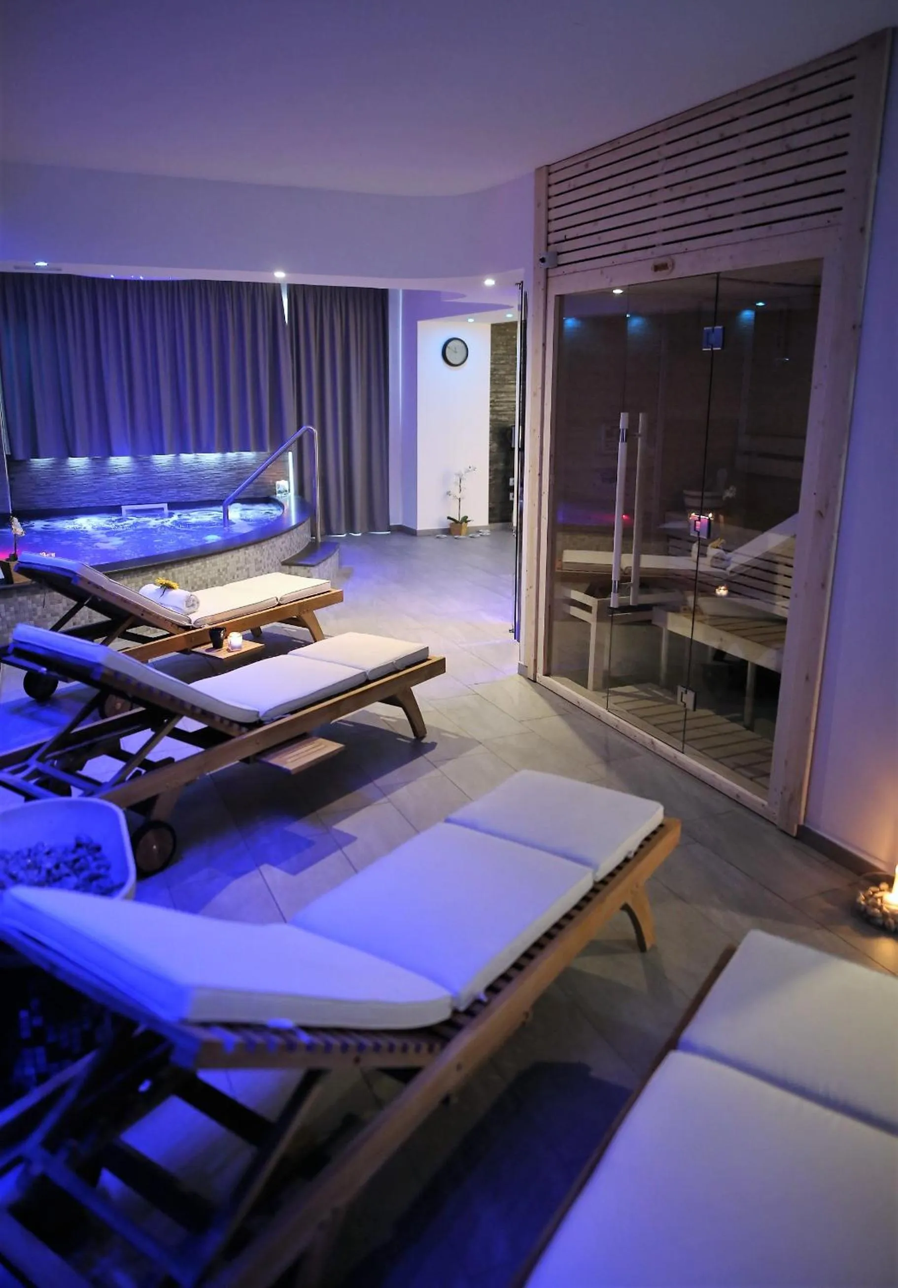 Spa and wellness centre/facilities, Bed in Mareneve Resort