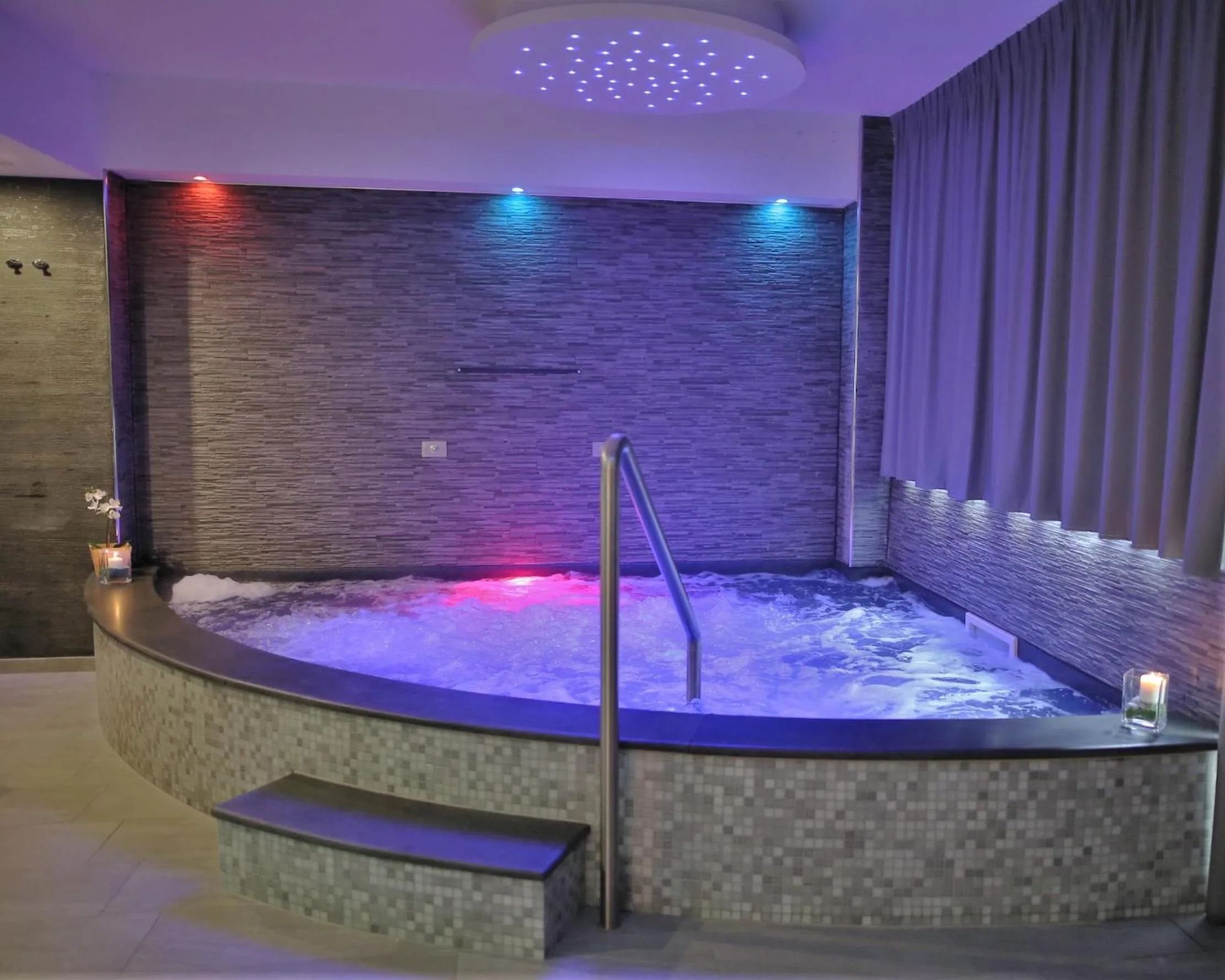 Hot Tub in Mareneve Resort