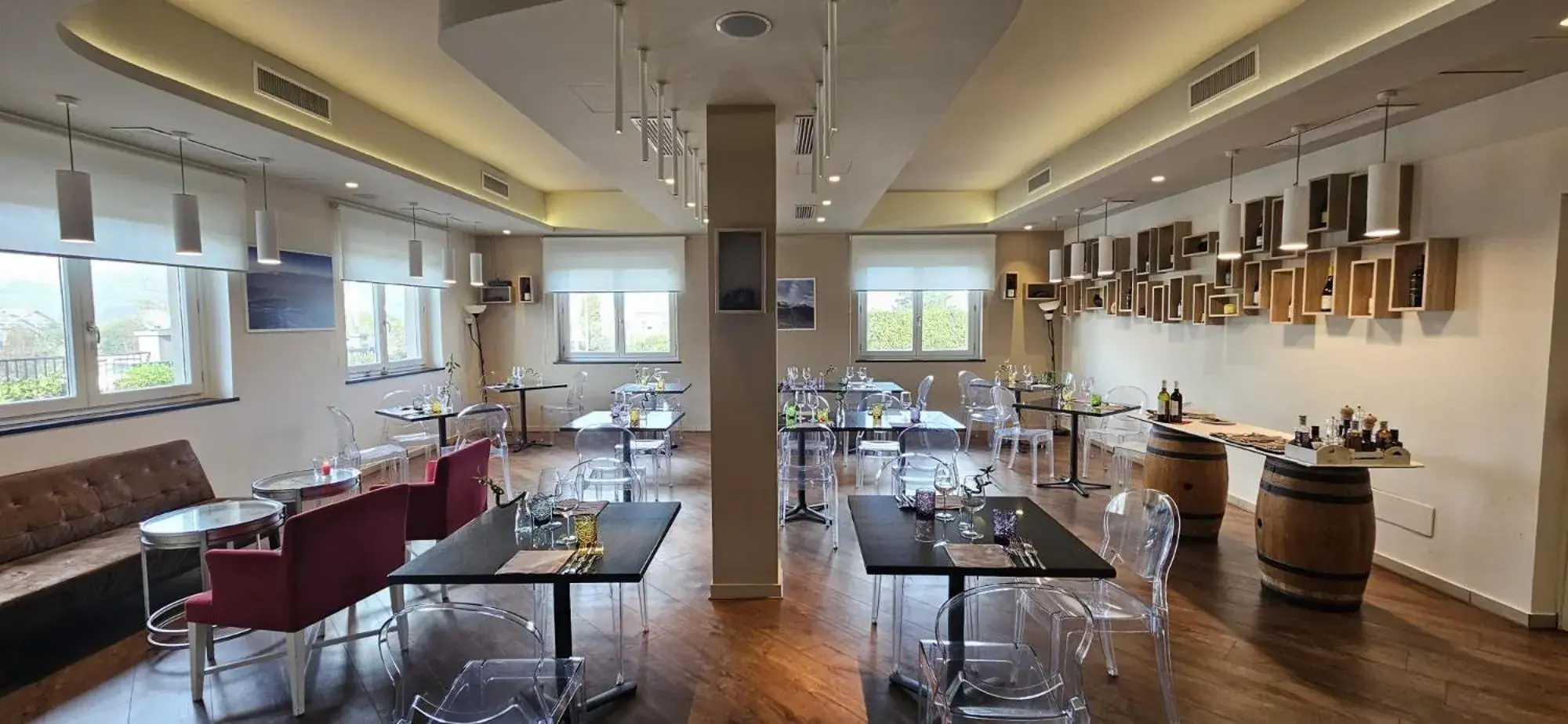 Restaurant/places to eat in Mareneve Resort Restaurant/places to eat in Mareneve Resort