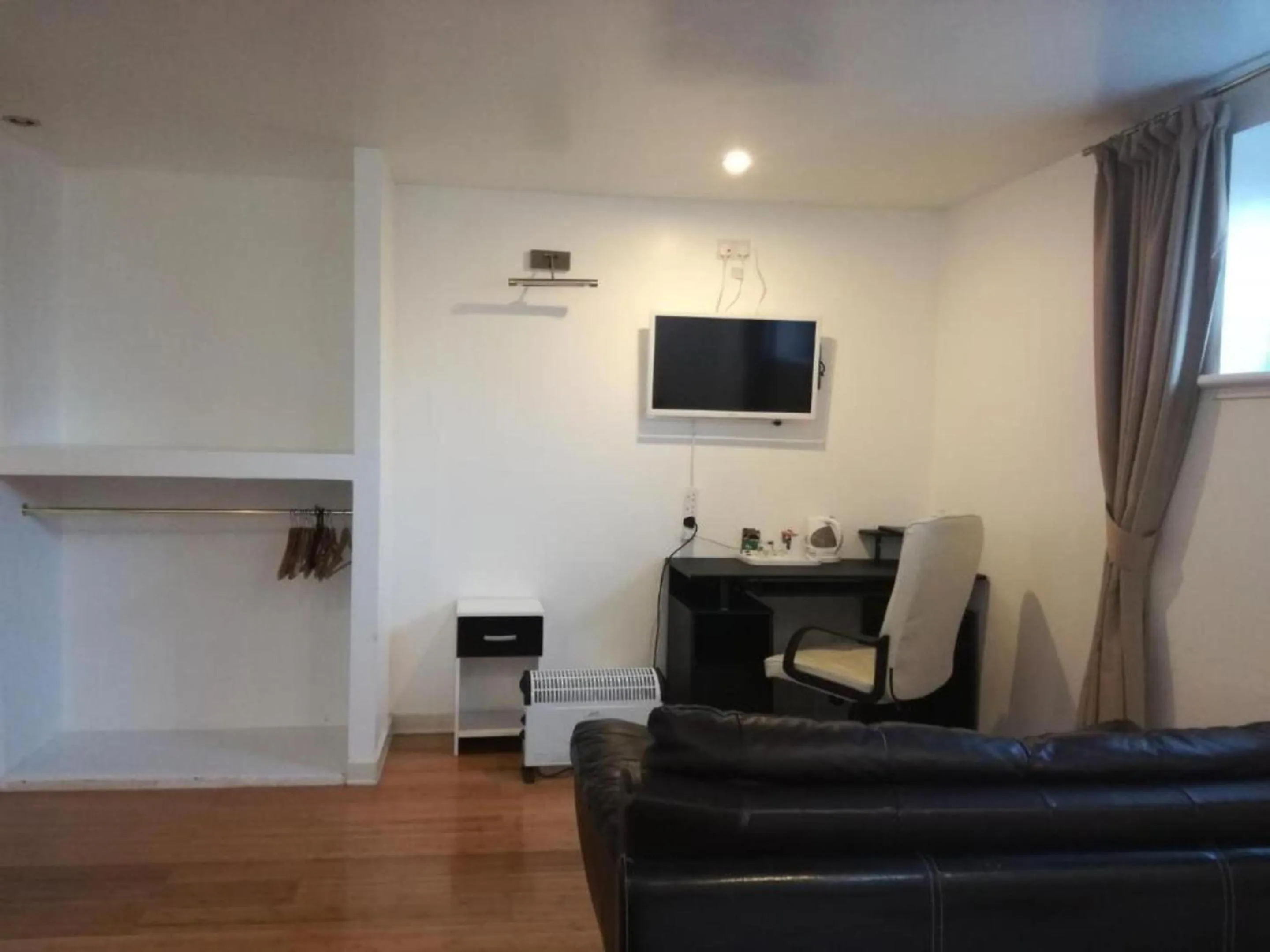 TV and multimedia in Ardenlea House Hotel B&b