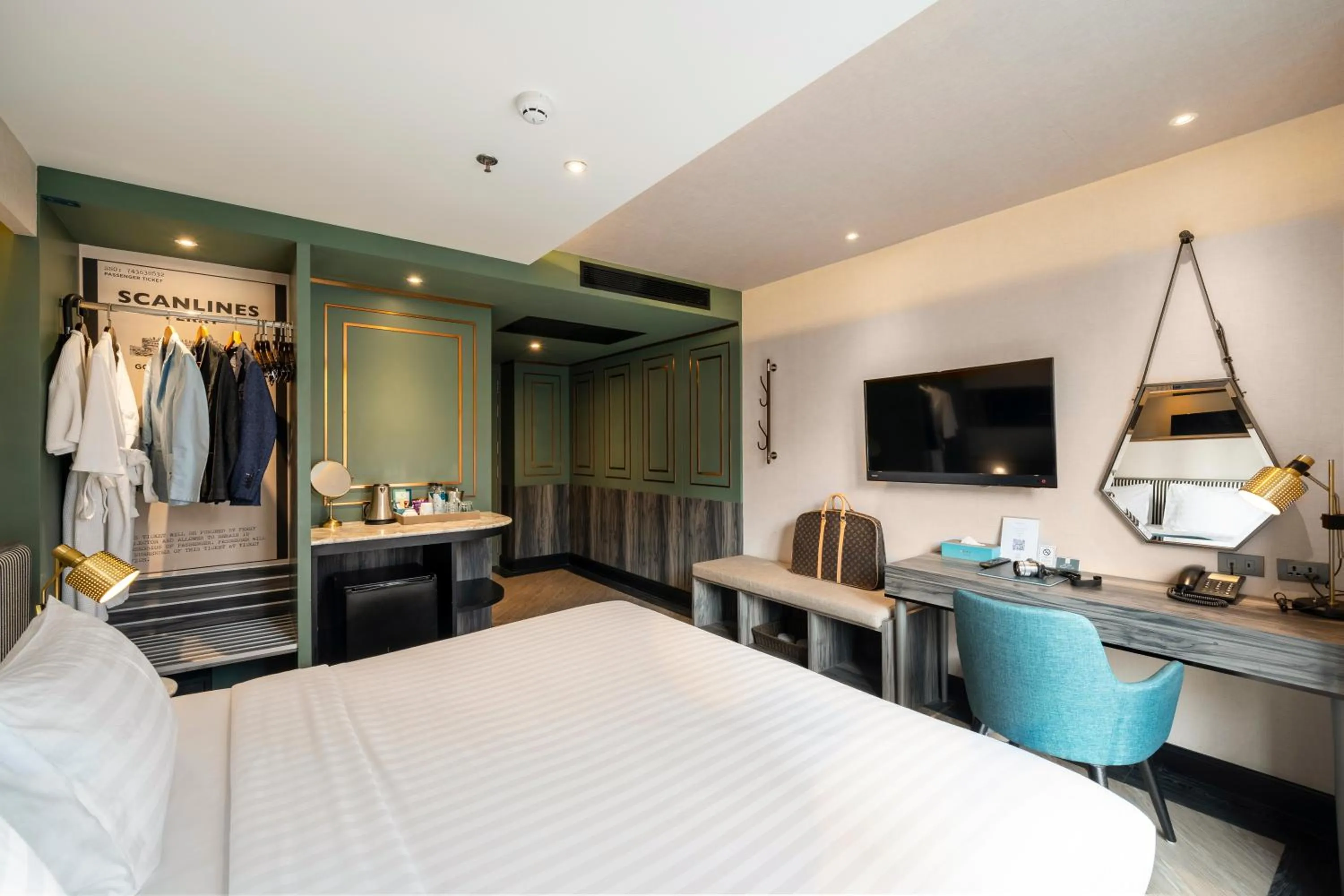 Bedroom, Bed in Vince Hotel Pratunam