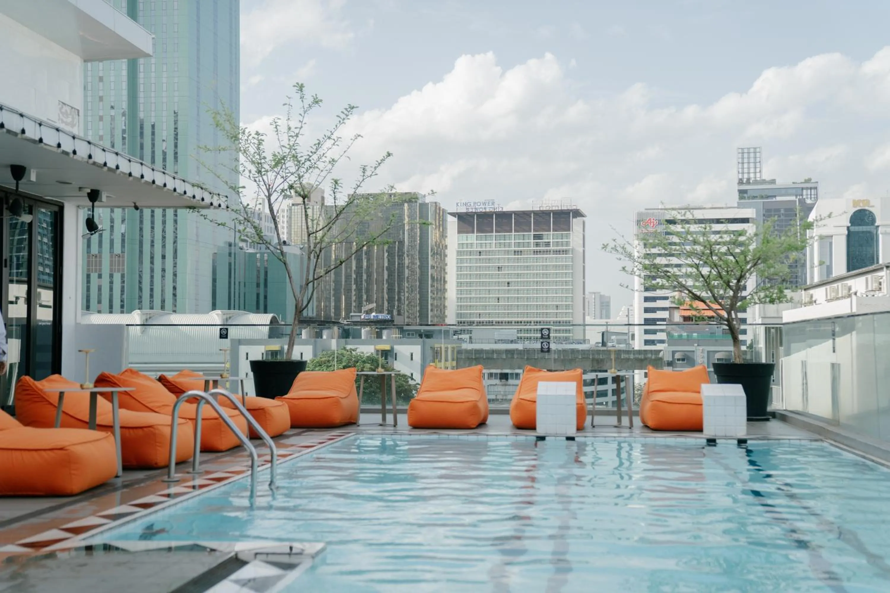 Lounge or bar in Vince Hotel Pratunam