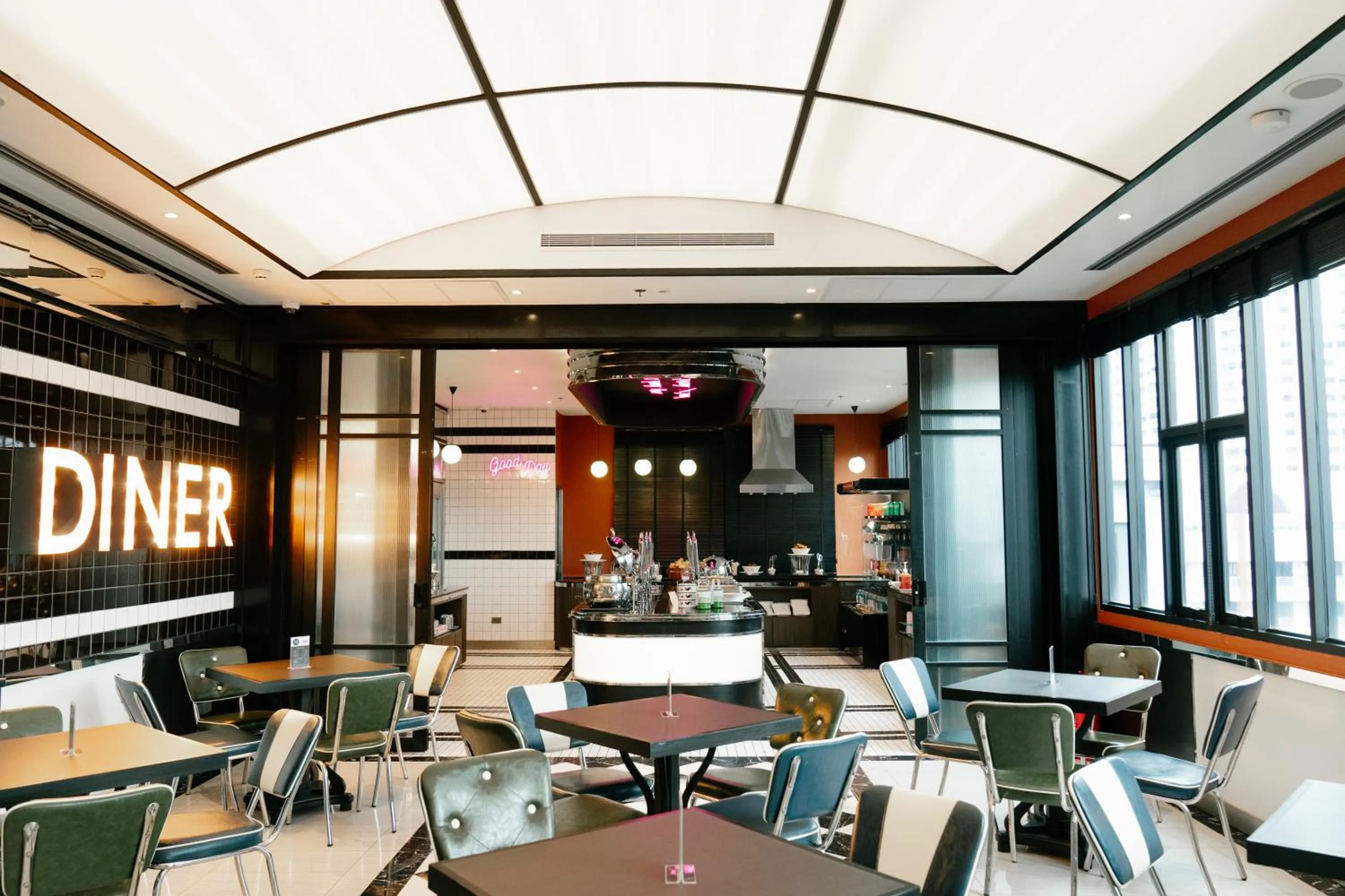 Dinner in Vince Hotel Pratunam