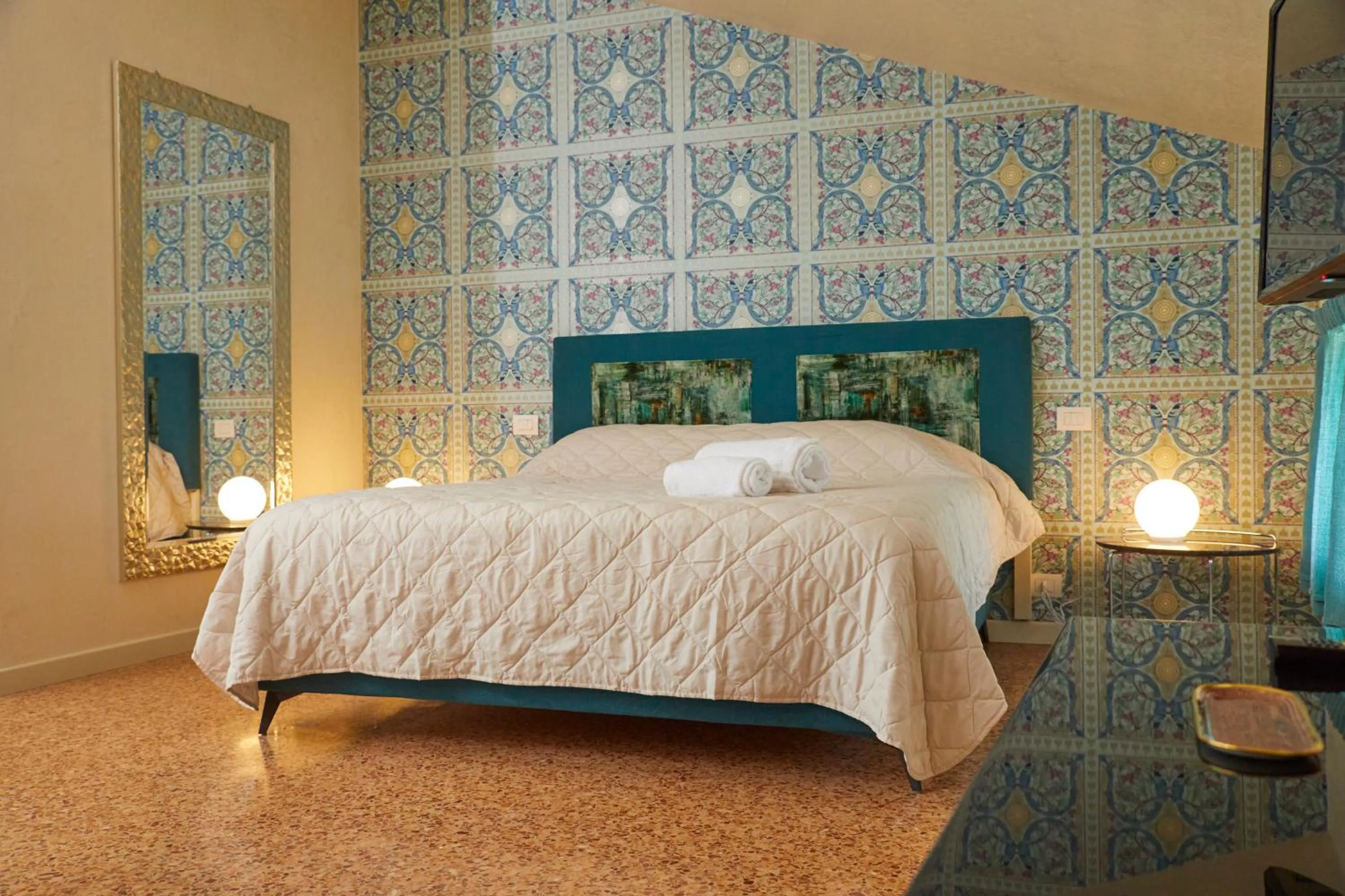 Bed in Ca' Masieri Hotel