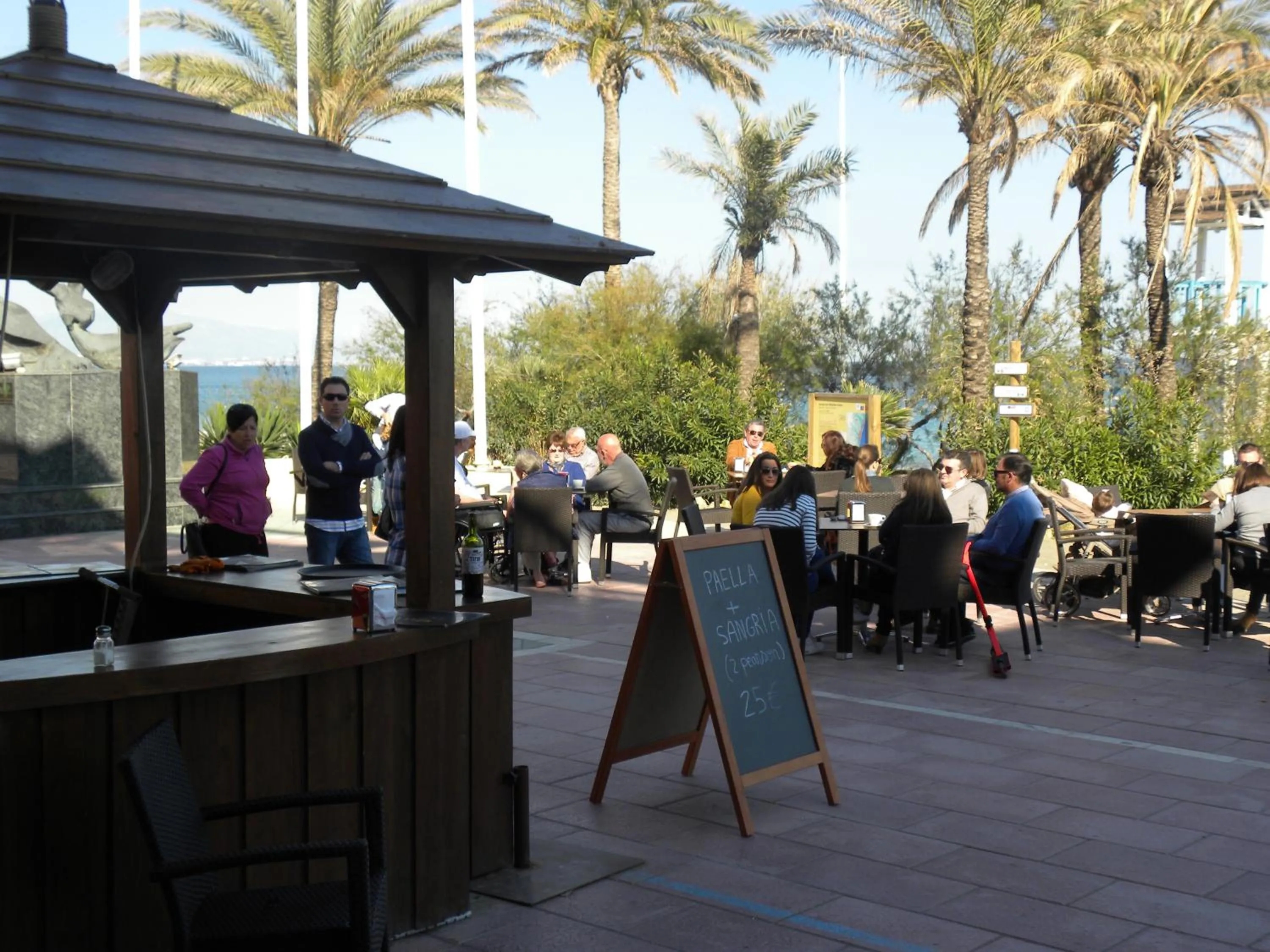 Restaurant/places to eat in Don Agustin