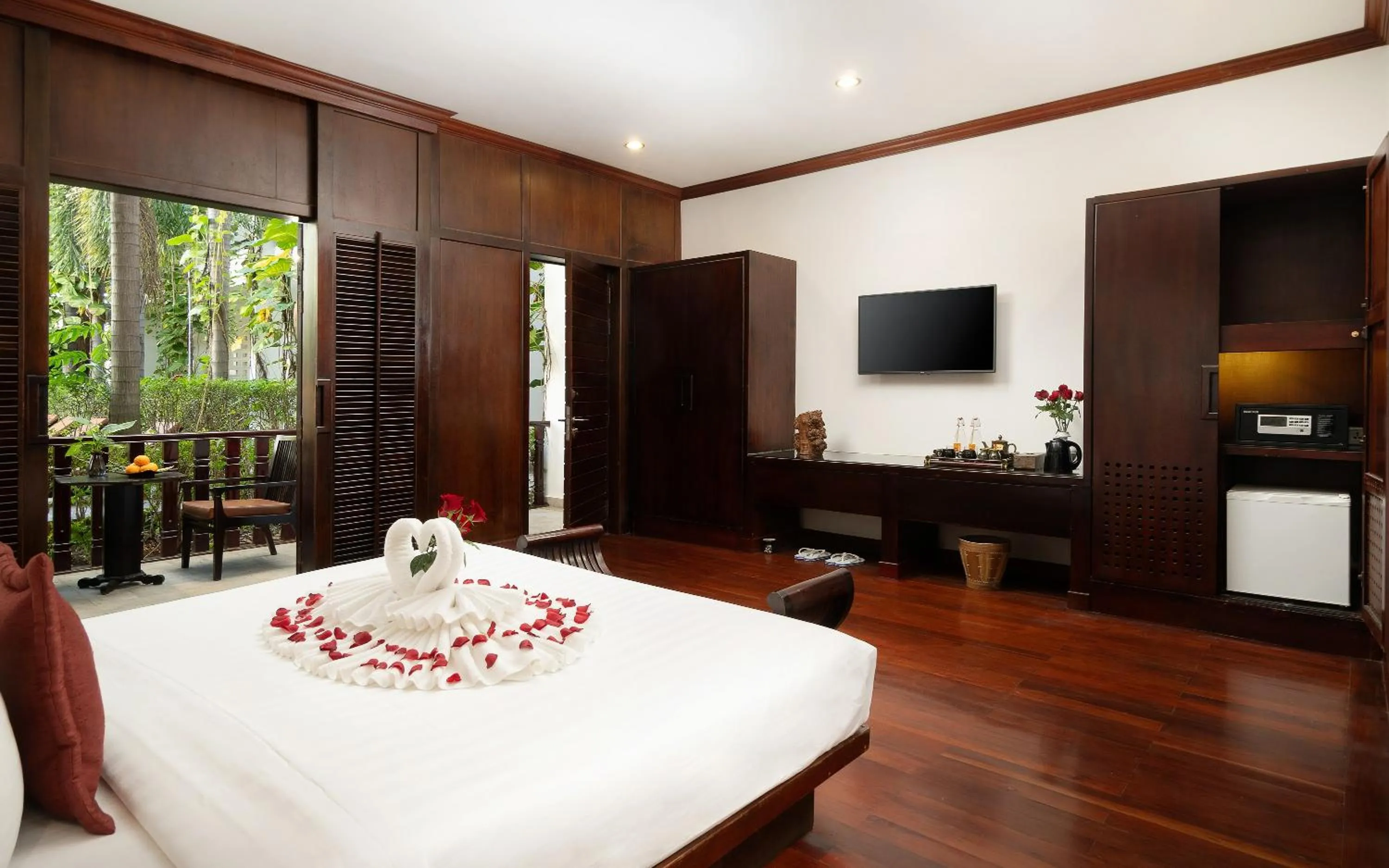 Bed in The Moon Residence & Spa