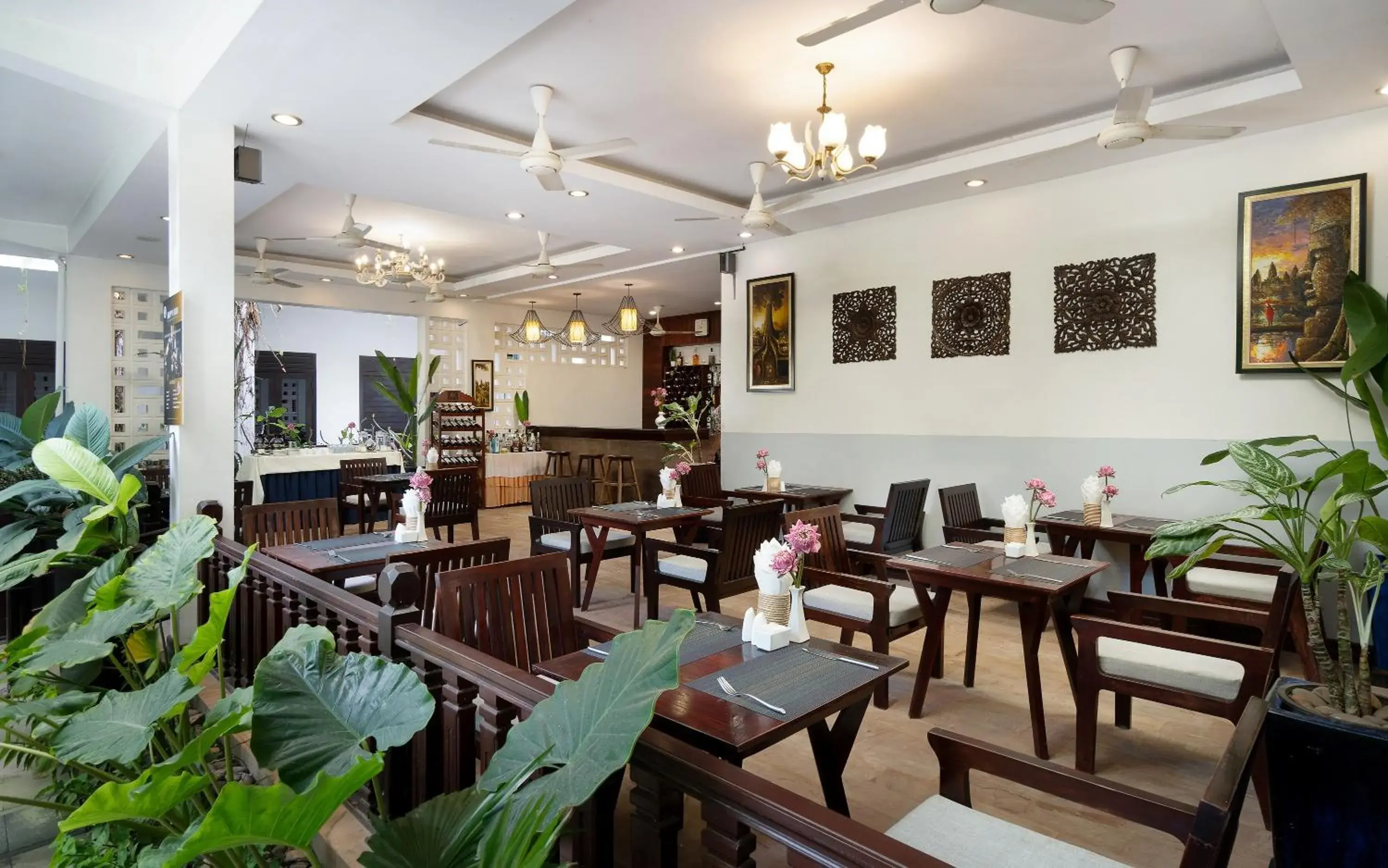 Restaurant/places to eat in The Moon Residence & Spa Restaurant/places to eat in The Moon Residence & Spa