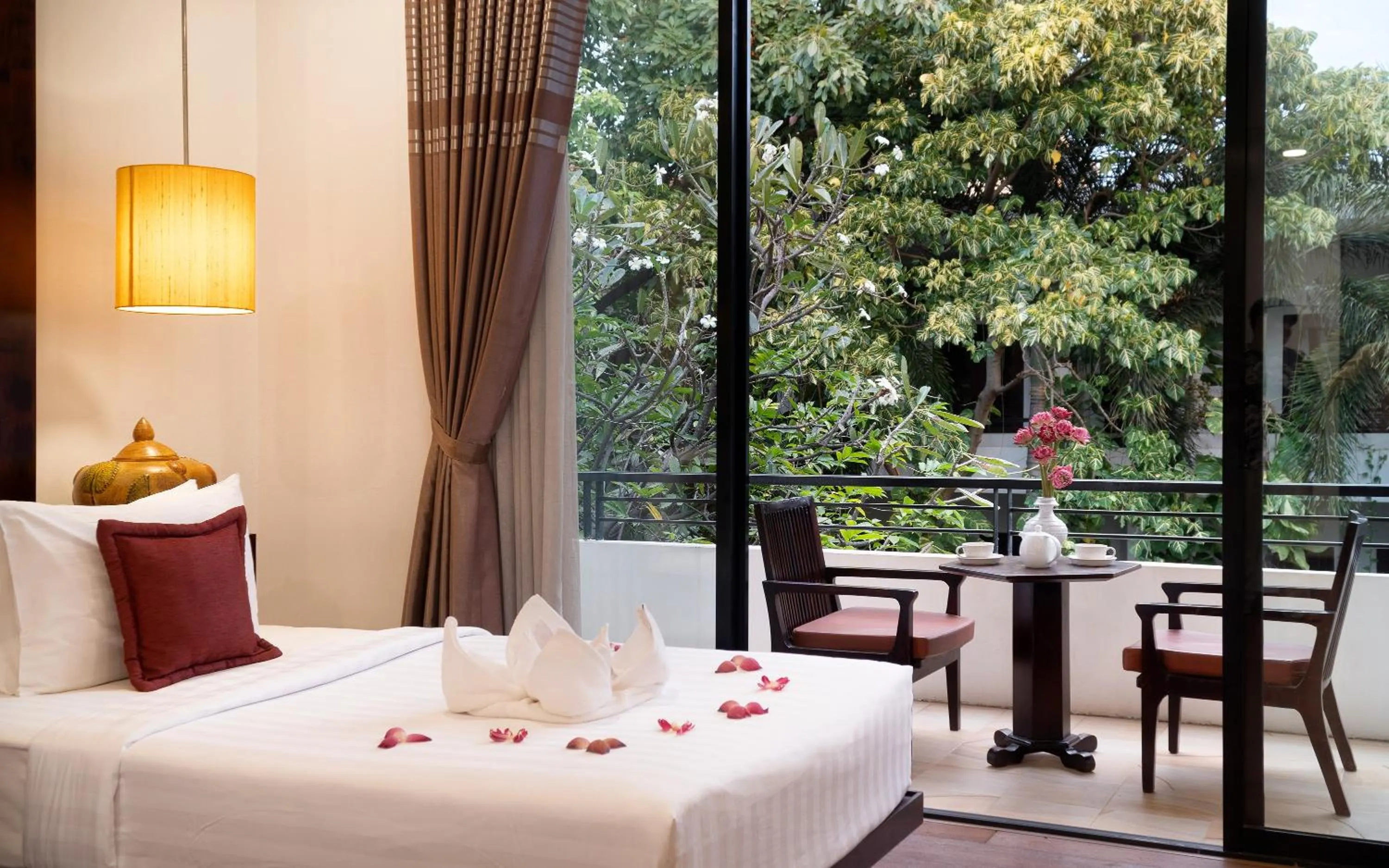 Bed in The Moon Residence & Spa