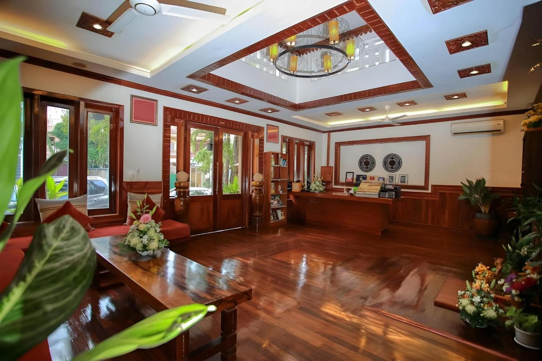 Lobby or reception in The Moon Residence & Spa