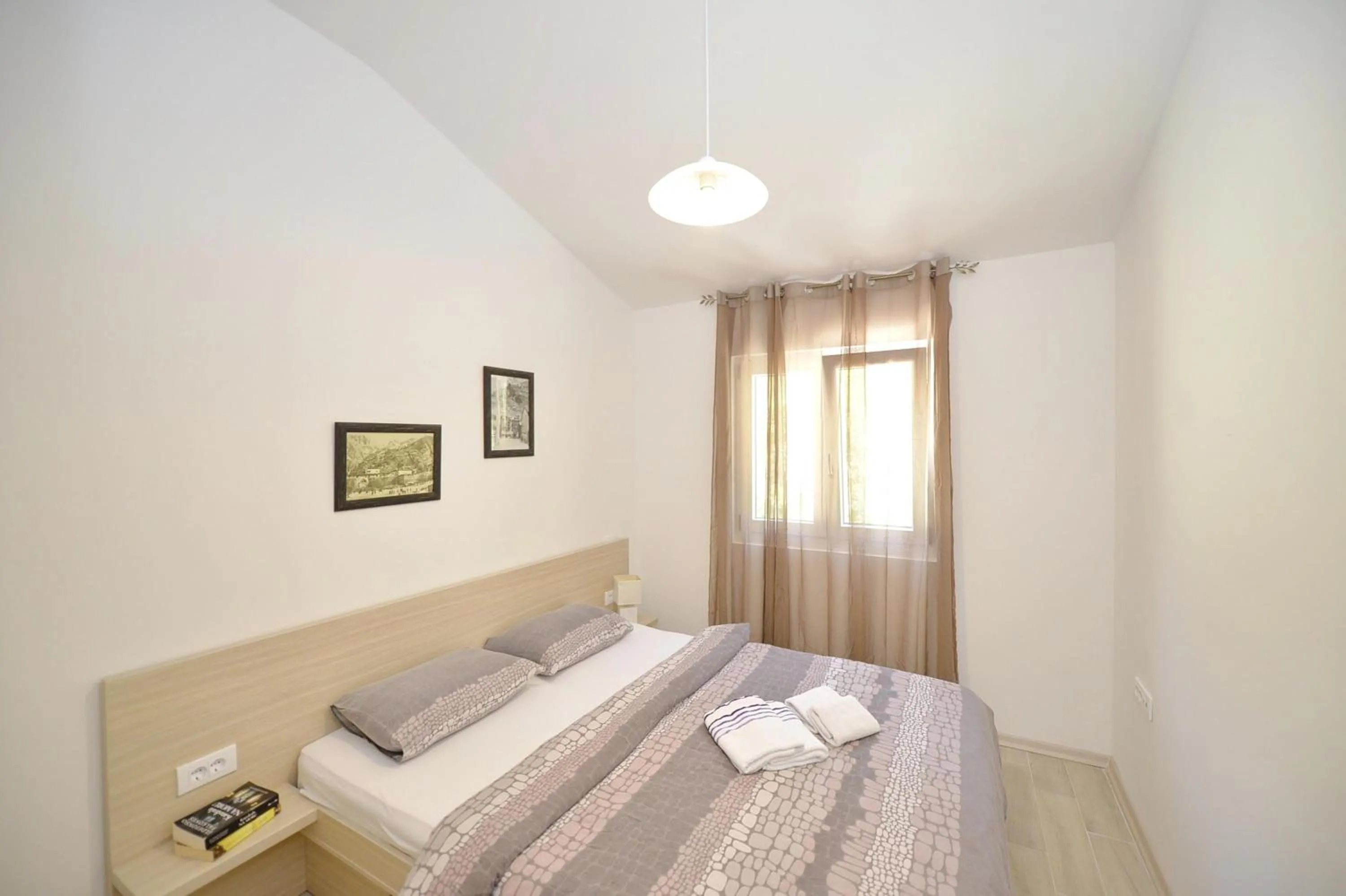 Bed in J & P Apartments Orahovac