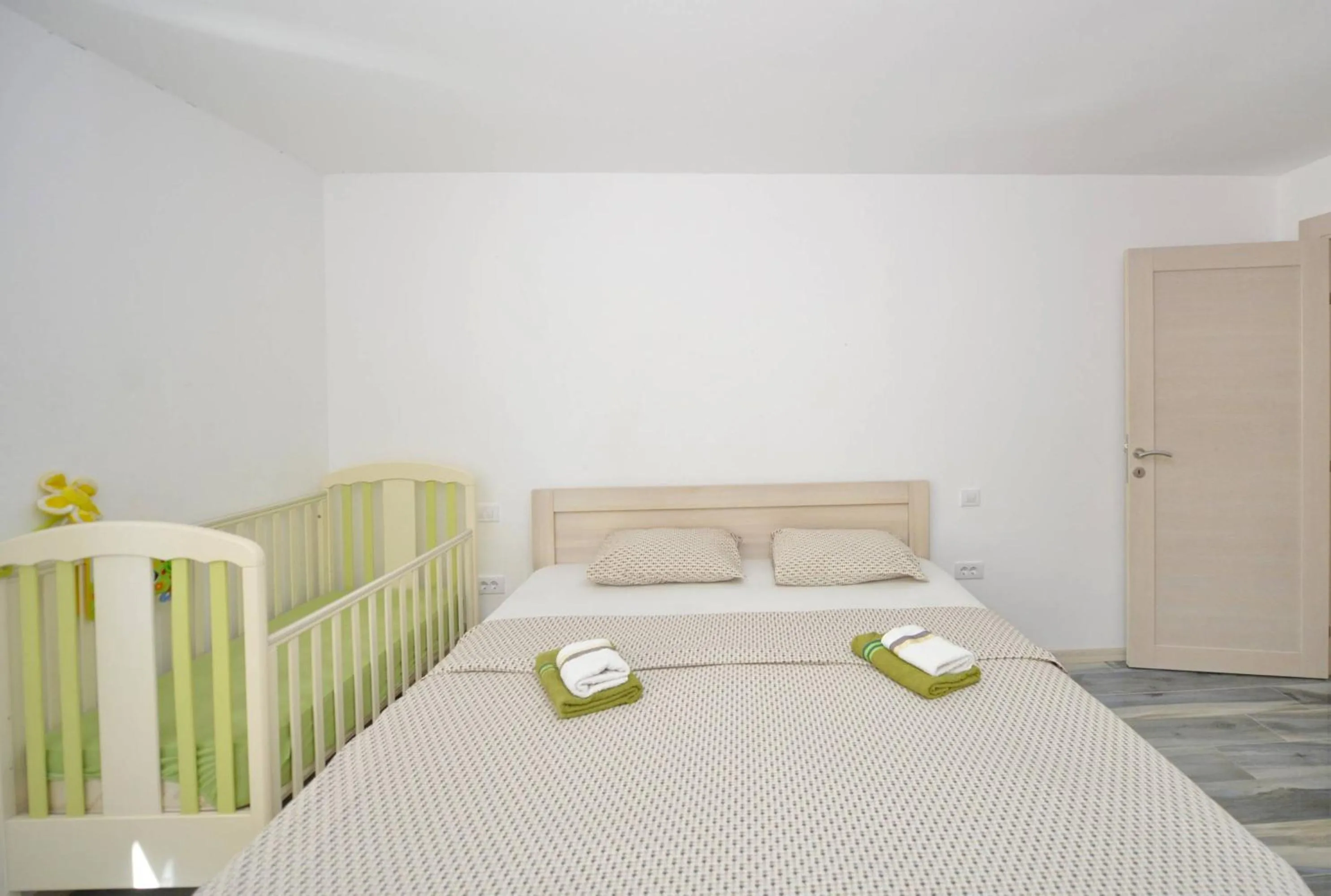 Bed in J & P Apartments Orahovac