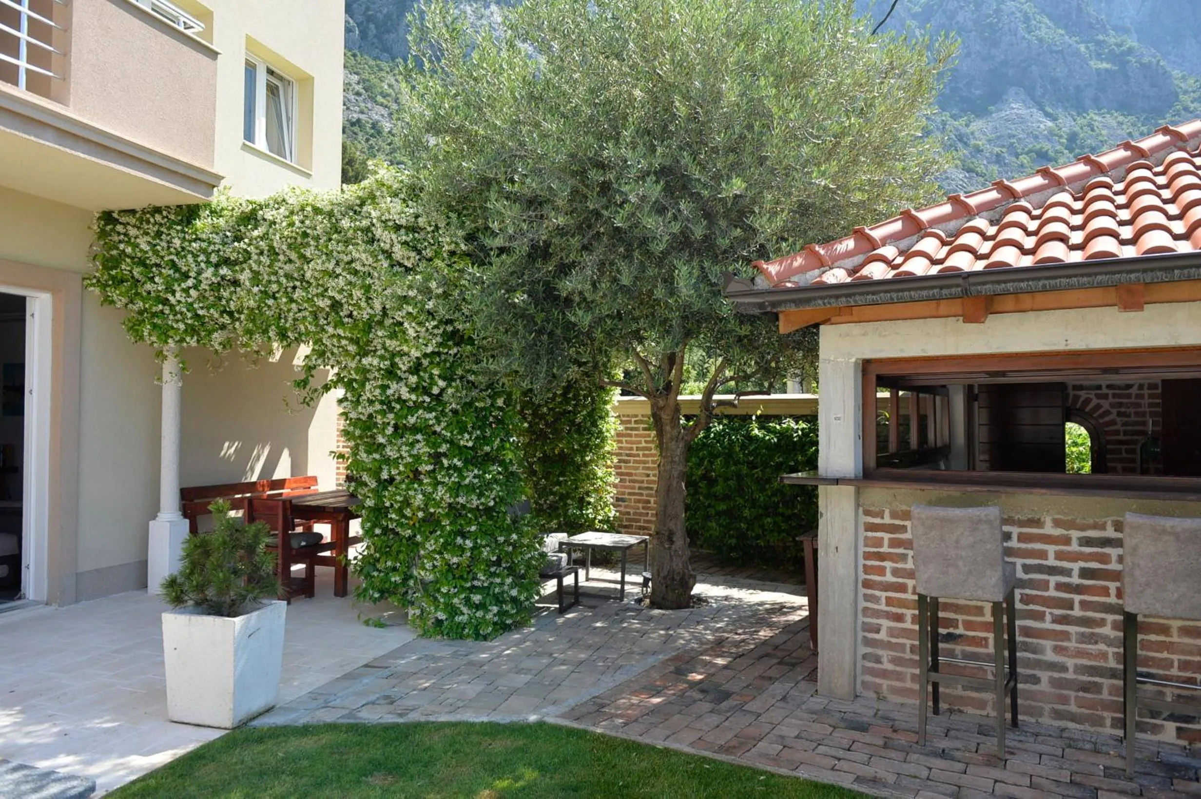 J & P Apartments Orahovac