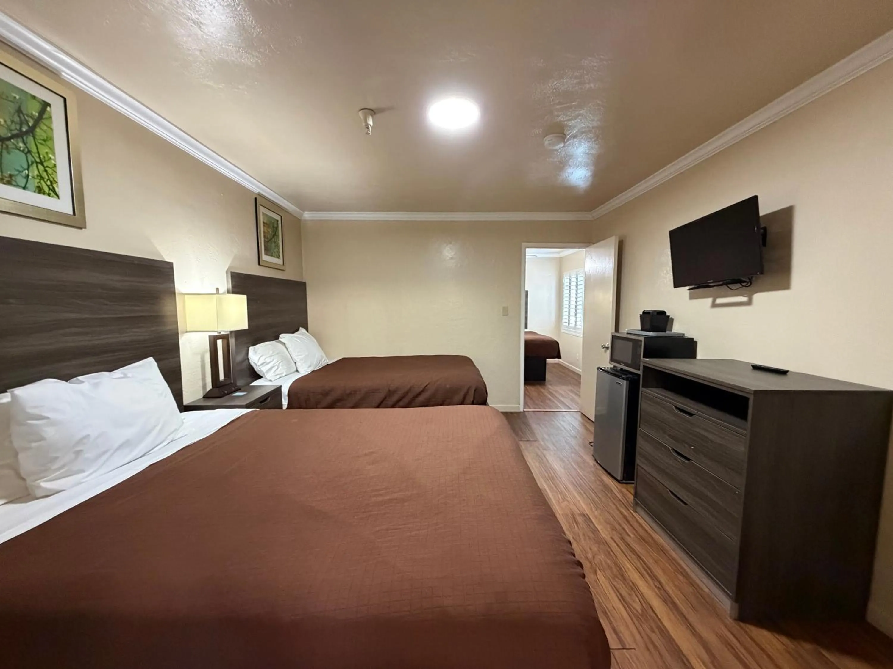 SurfSide Stay