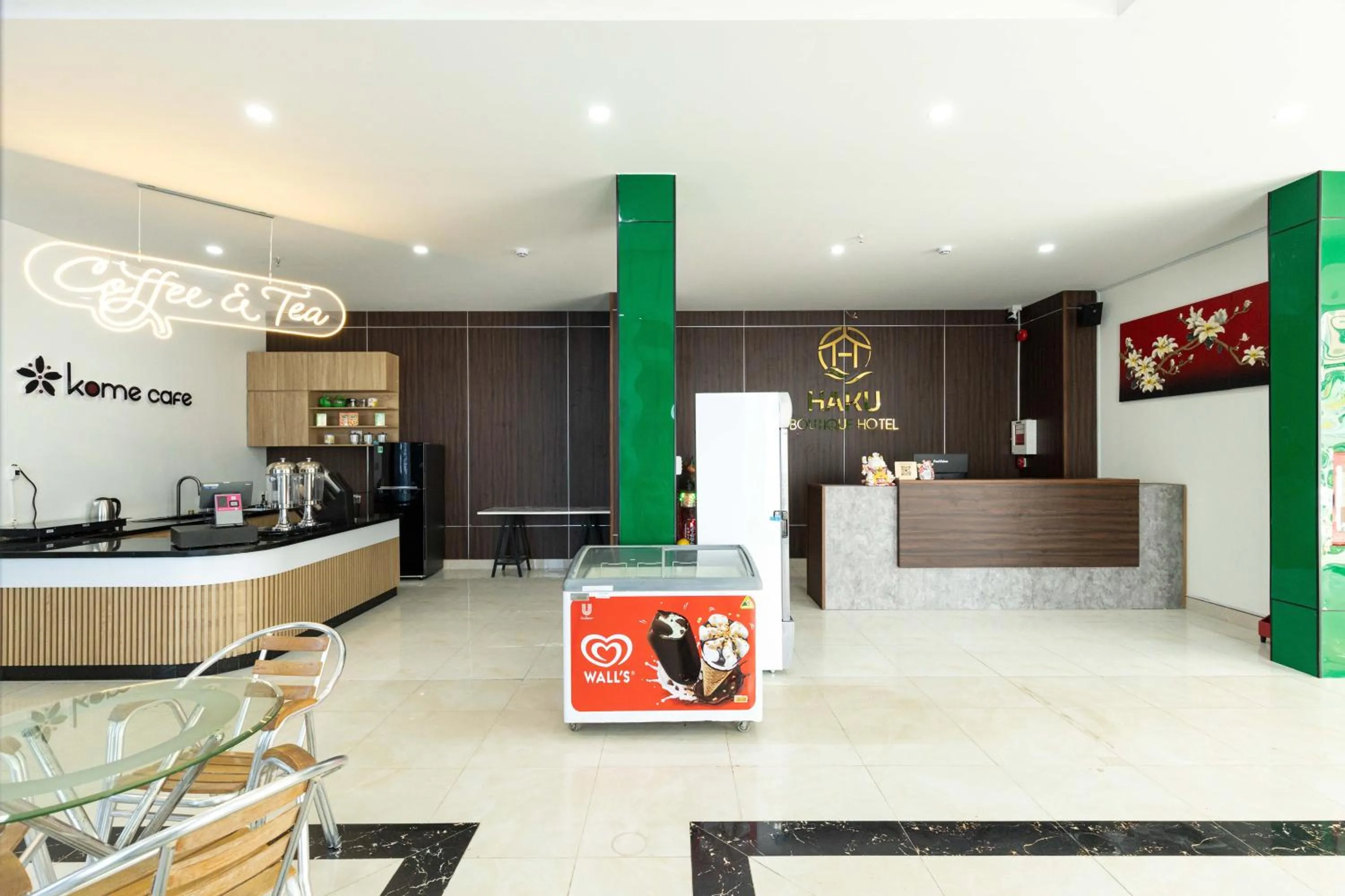 Food and drinks in HAKU Boutique Hotel Vũng Tàu