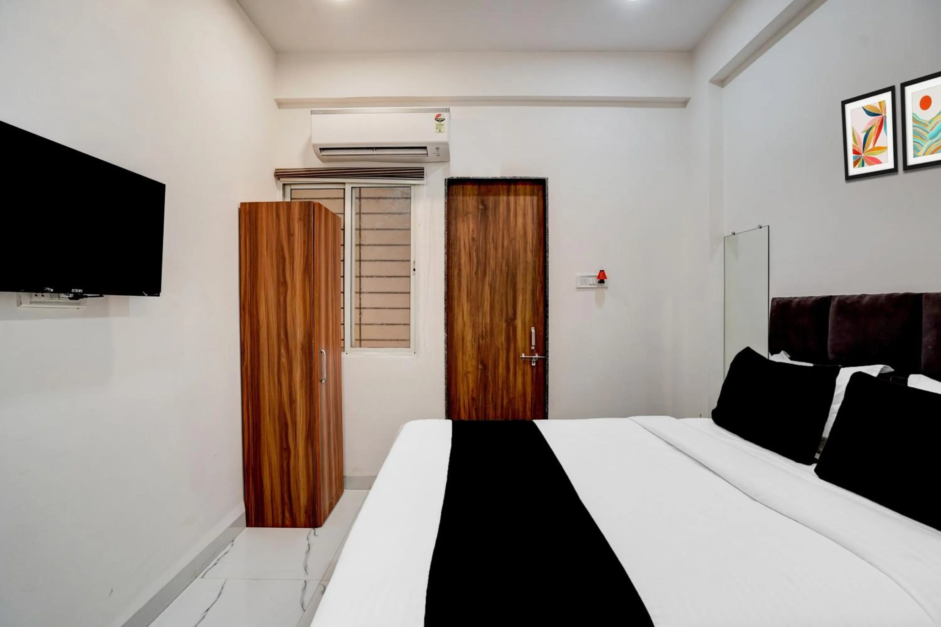 Hotel O Mannat