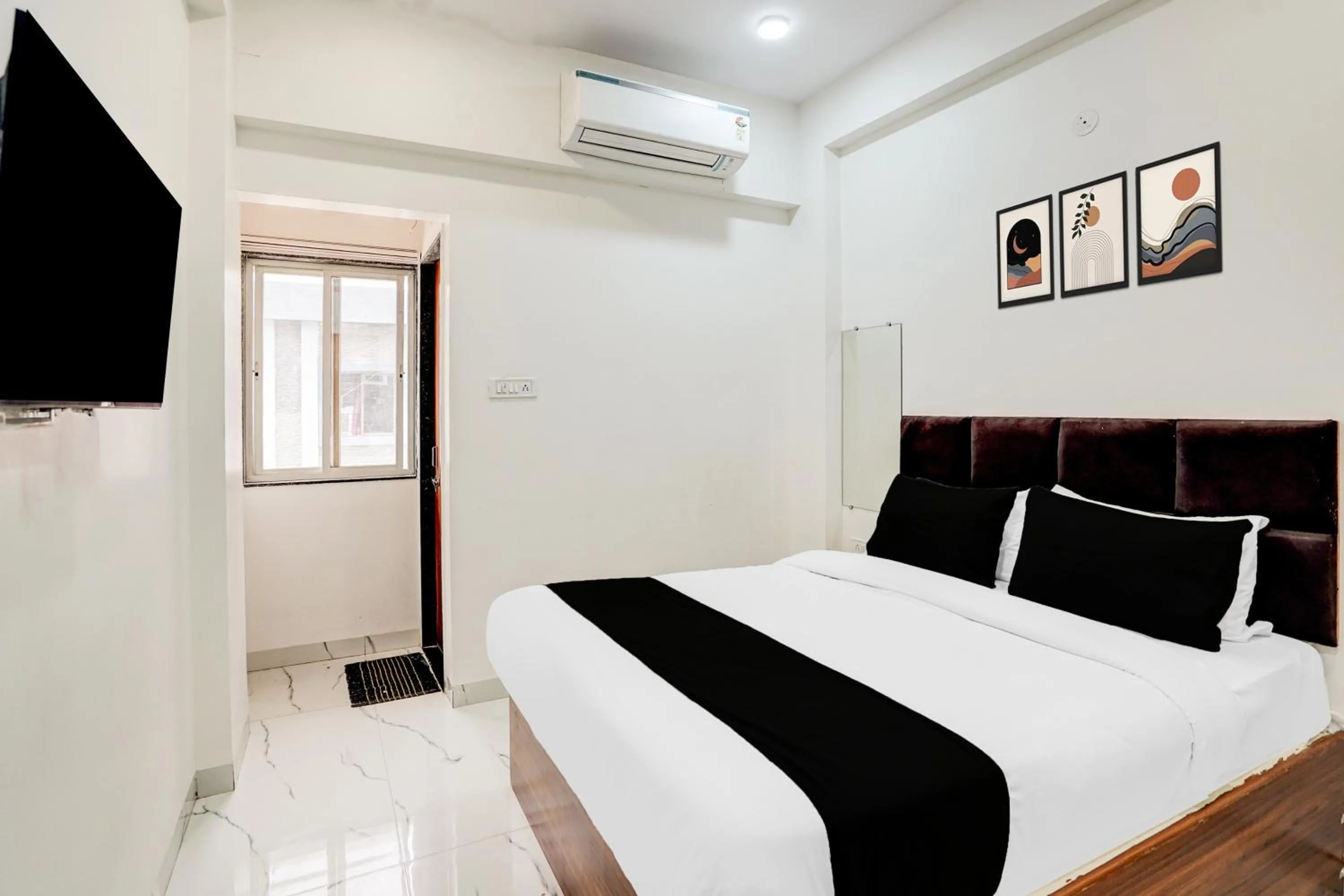 Hotel O Mannat