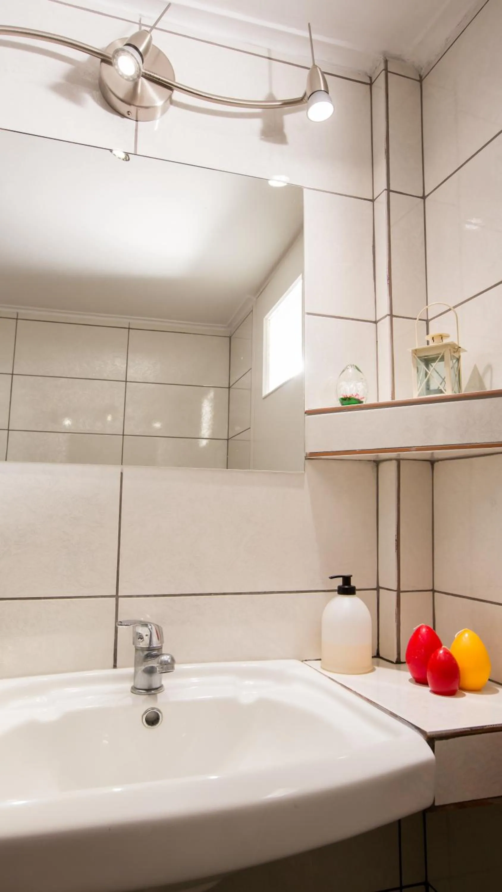 Bathroom in Petaluda House 1
