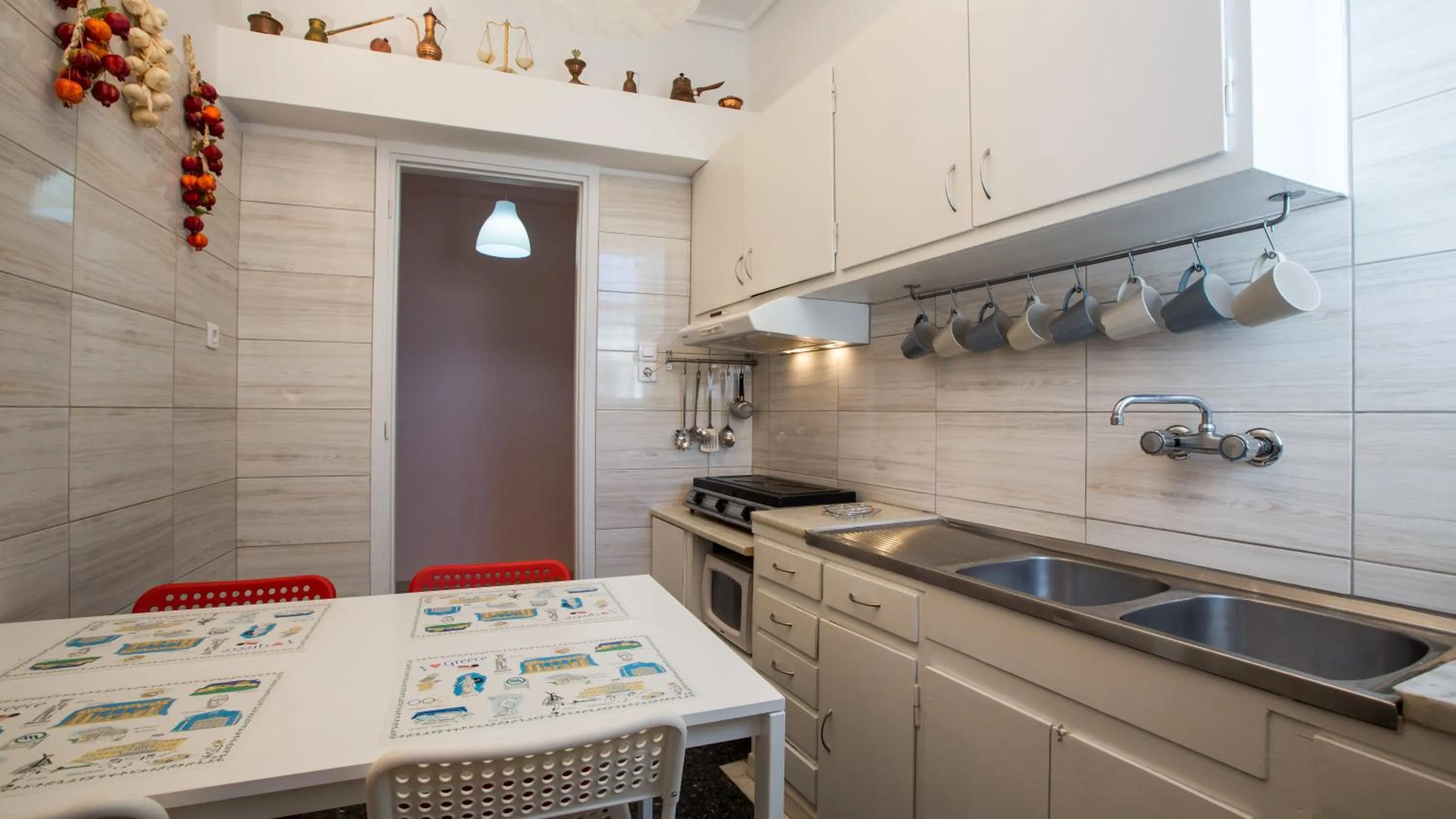 Communal kitchen in Petaluda House 1