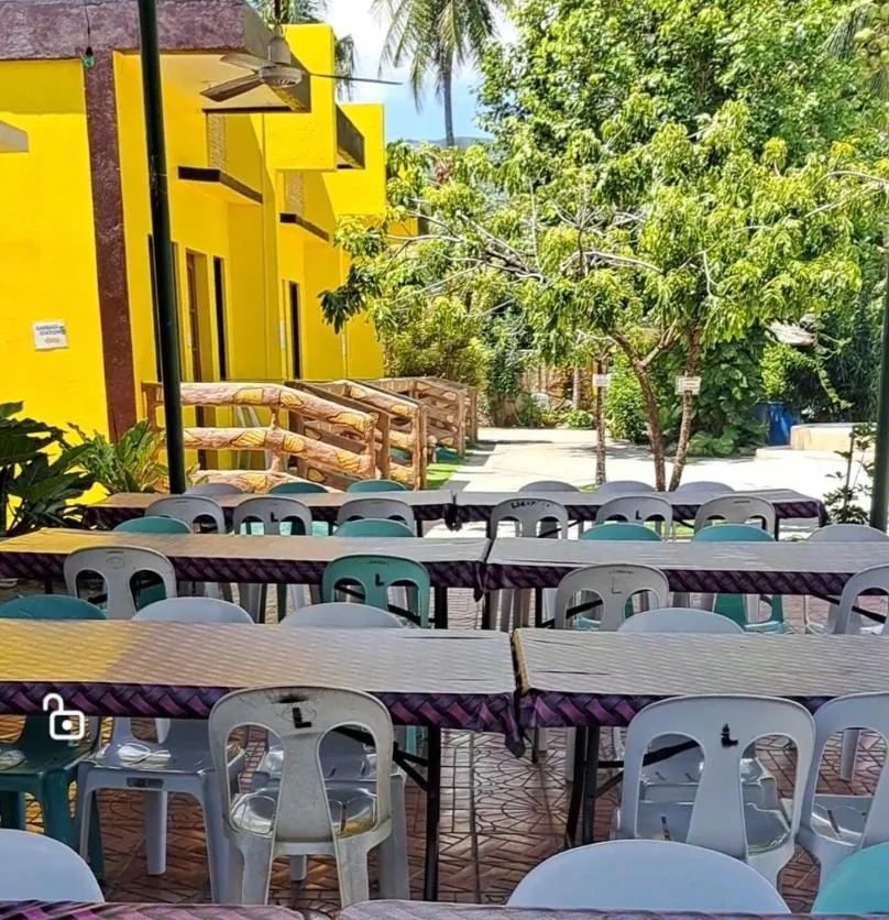 Restaurant/places to eat in Lagnason's Place