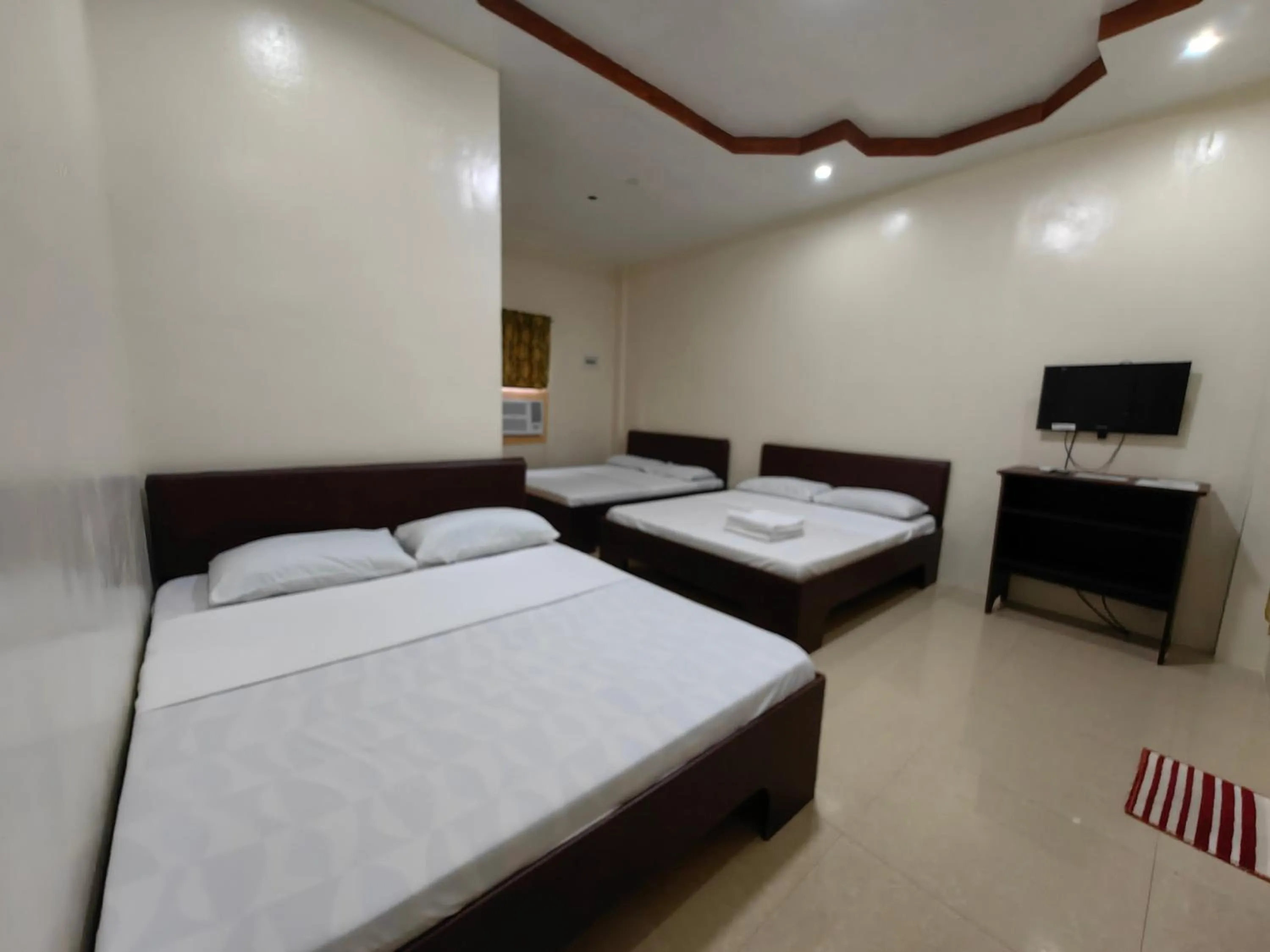 Bedroom, Bed in Lagnason's Place