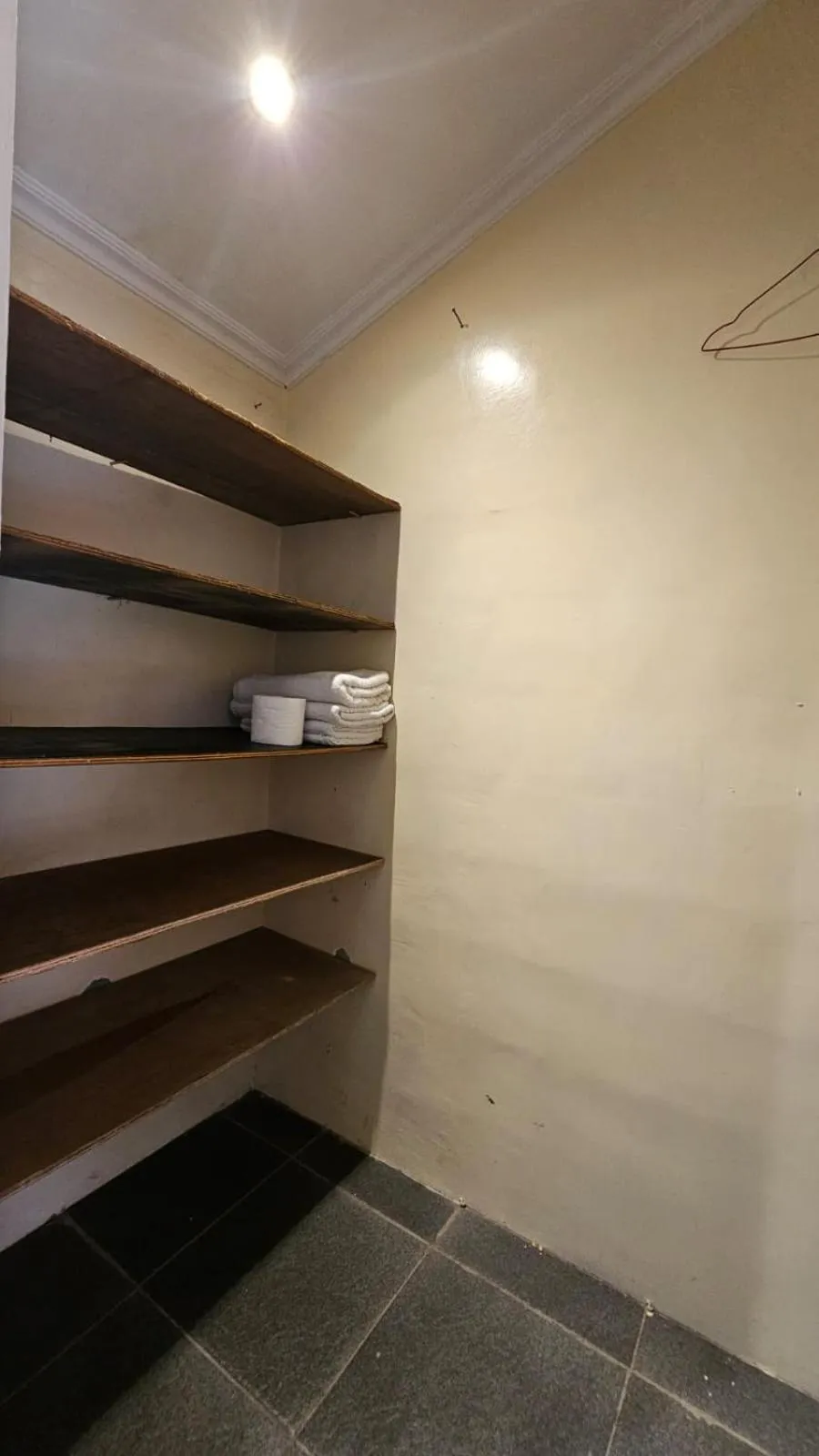 Bathroom in Rosella Cottages - Homestay - Yogyakarta