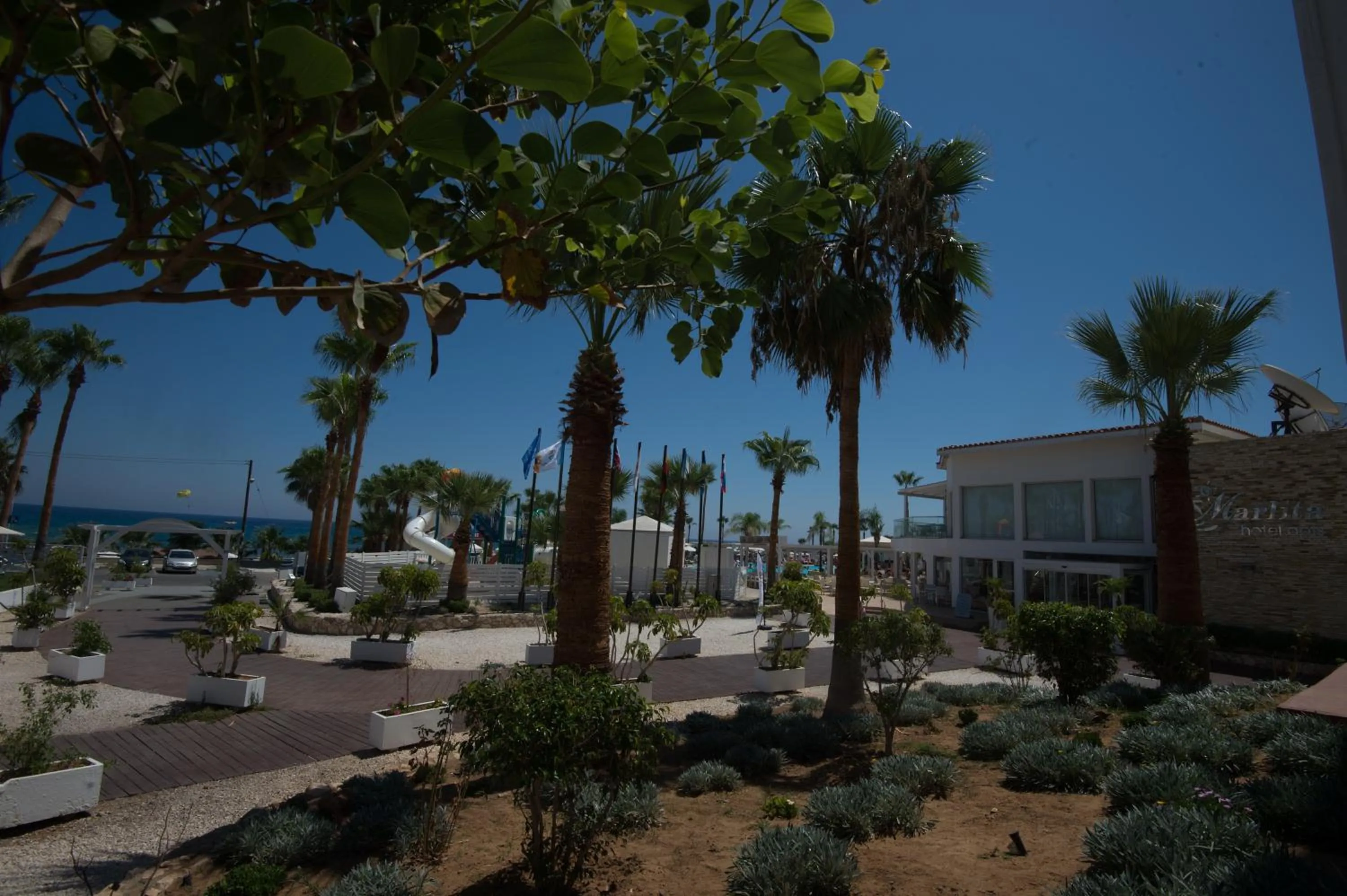 Marlita Beach Hotel Apartments