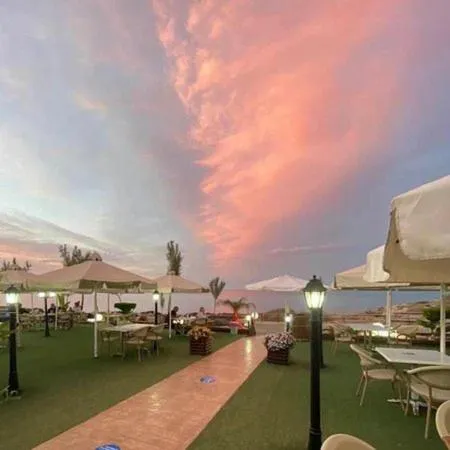 Marlita Beach Hotel Apartments