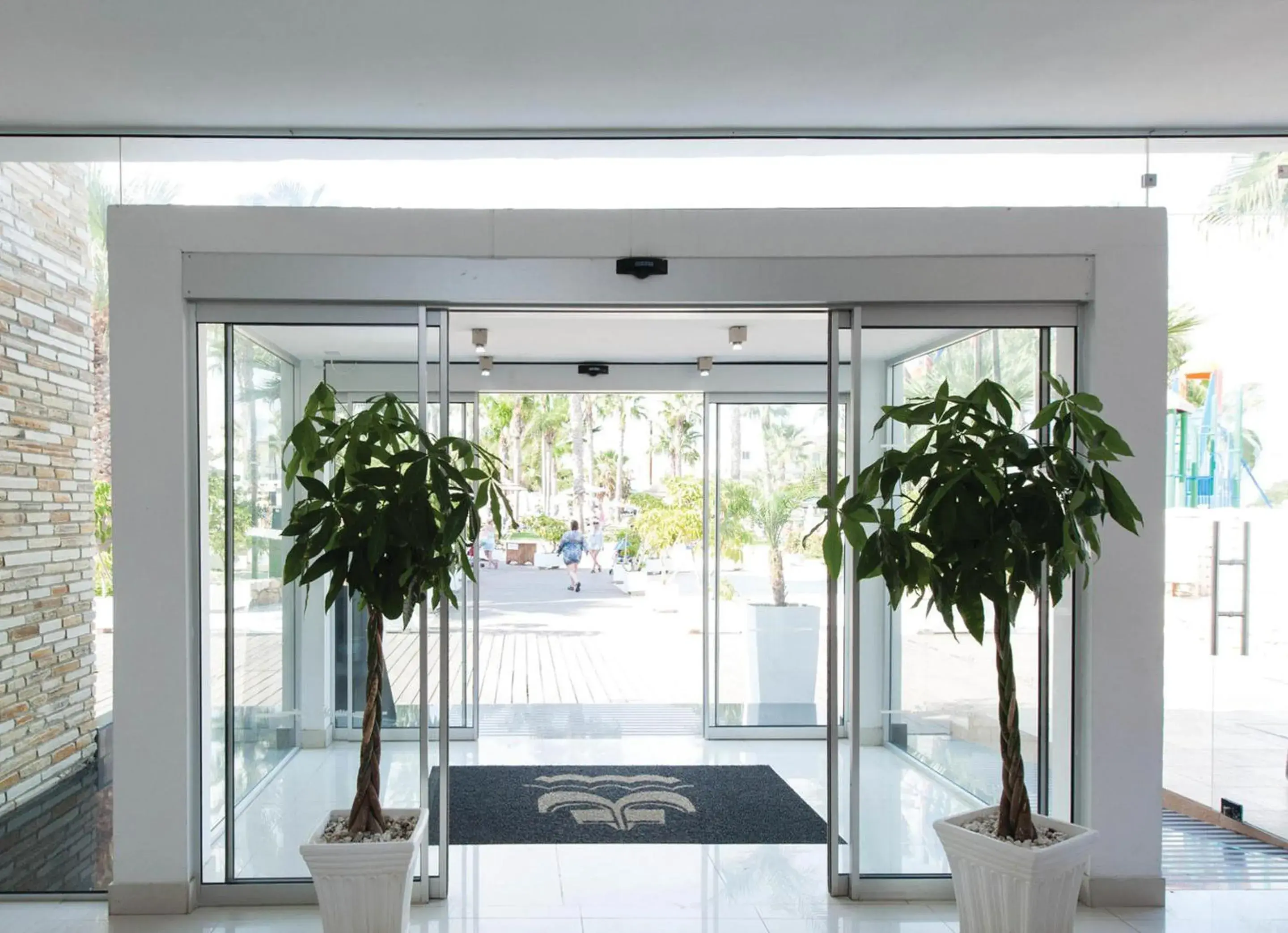 Facade/entrance in Marlita Beach Hotel Apartments Facade/entrance in Marlita Beach Hotel Apartments