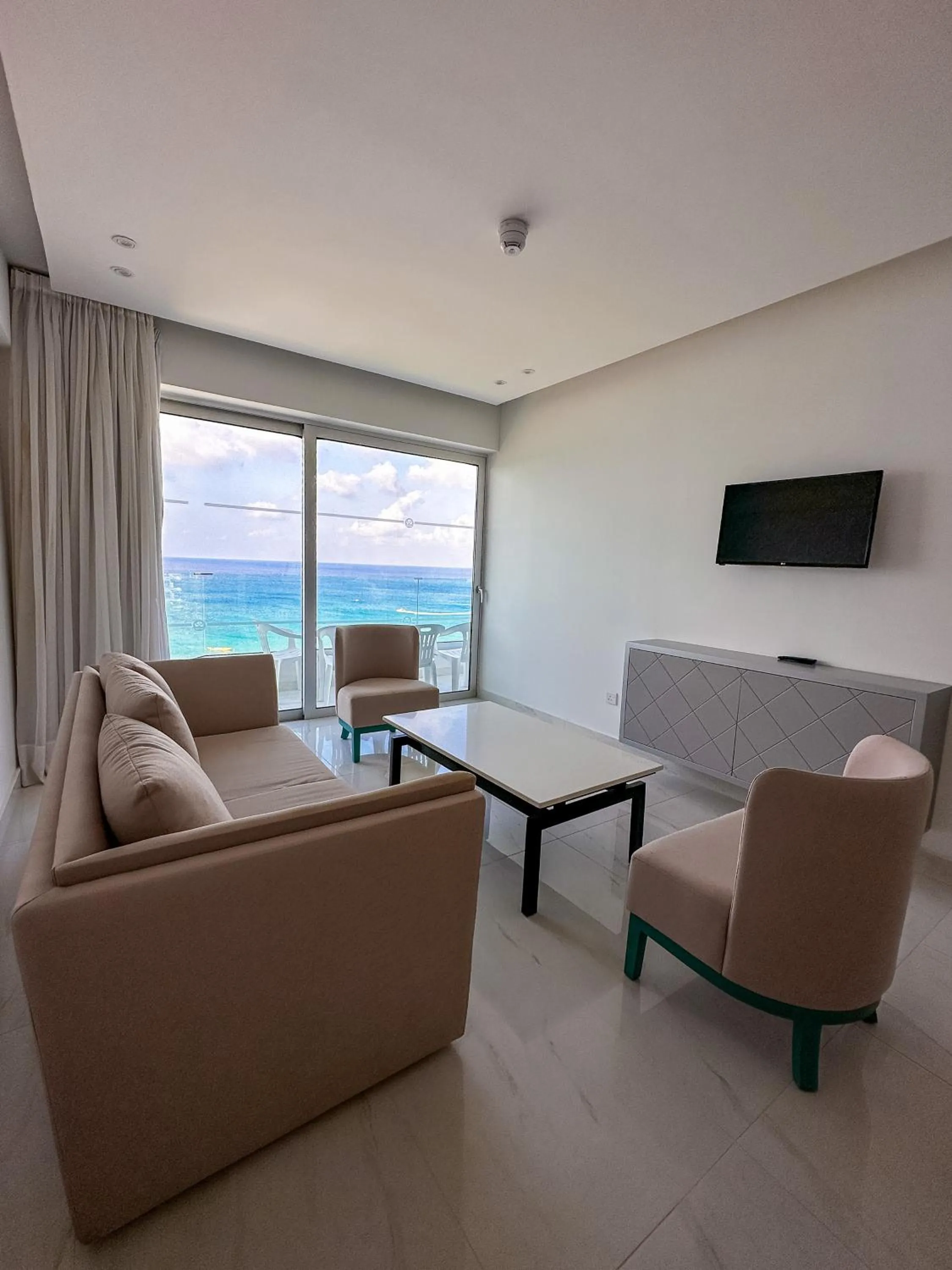 Silver Sands Beach Hotel