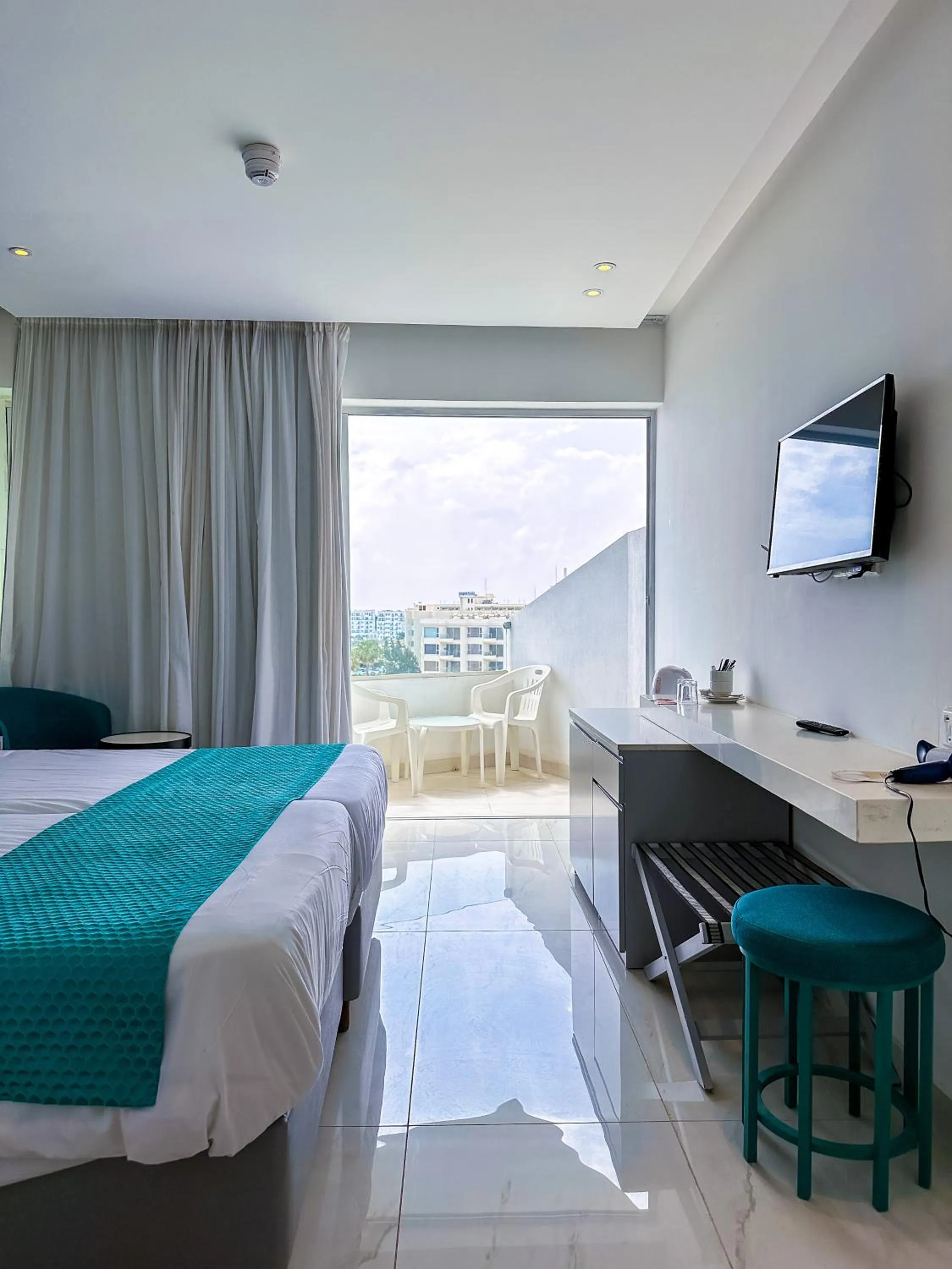 Silver Sands Beach Hotel