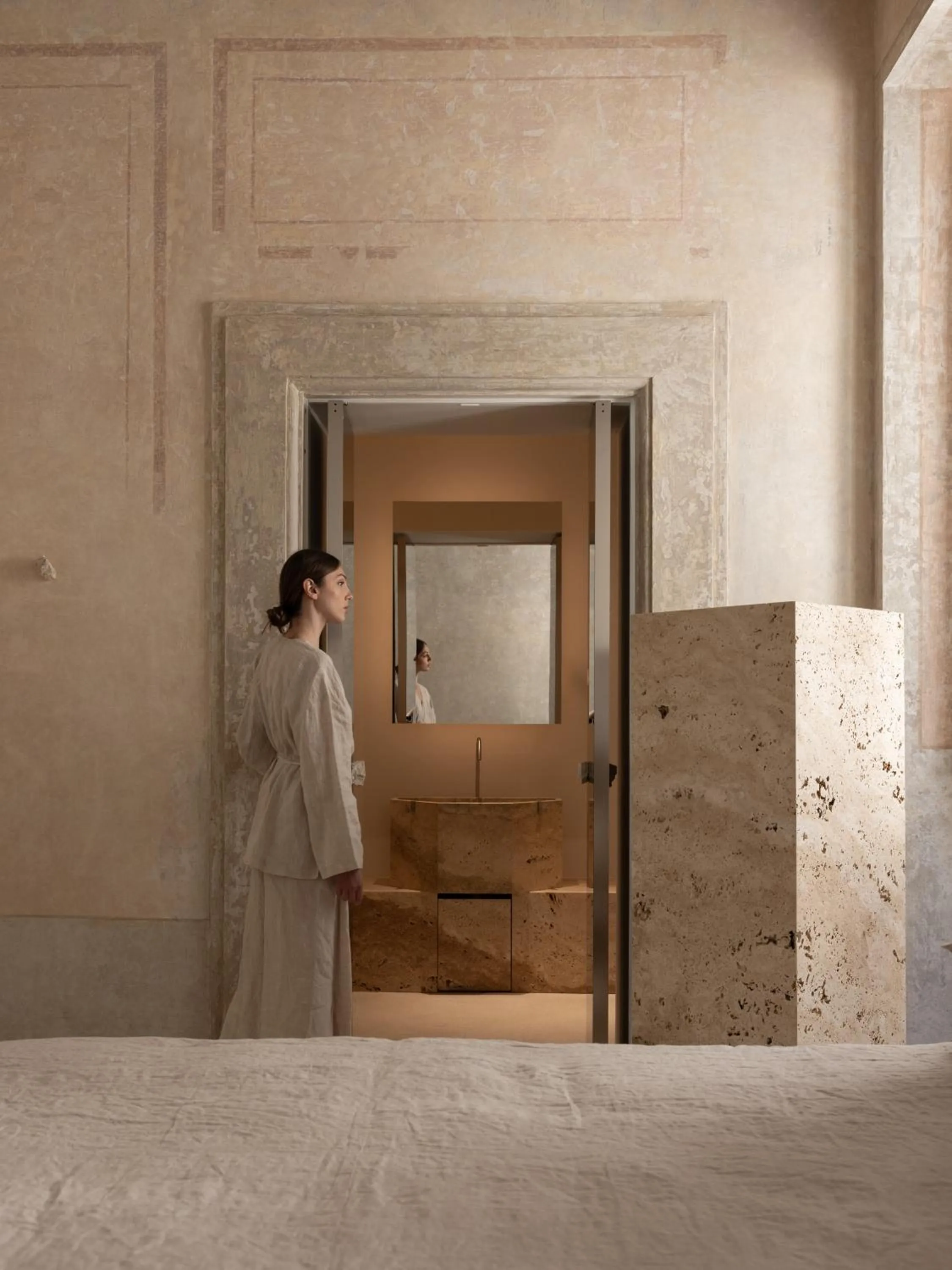 Bathroom, Bed in Nomos Hotel