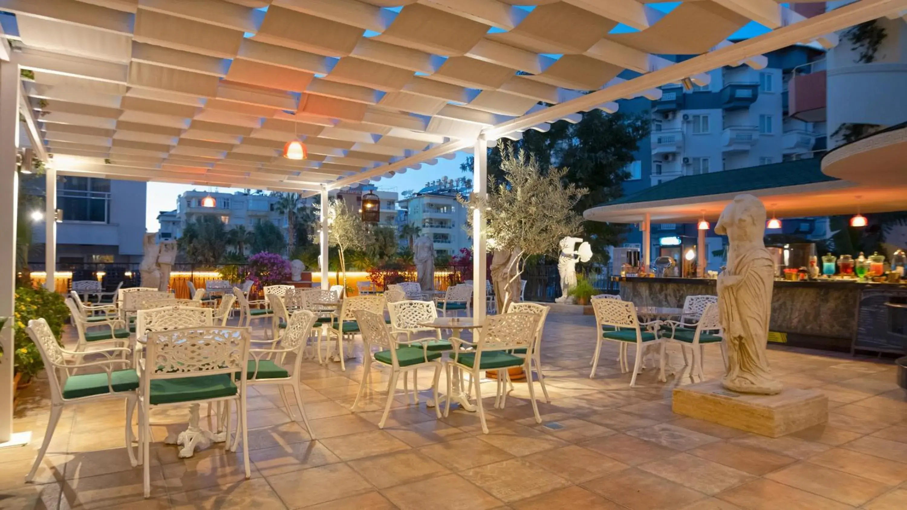 Lounge or bar in Antique Roman Palace Museum Hotel - Adults Only Ultra All Inclusive Lounge or bar in Antique Roman Palace Museum Hotel - Adults Only Ultra All Inclusive