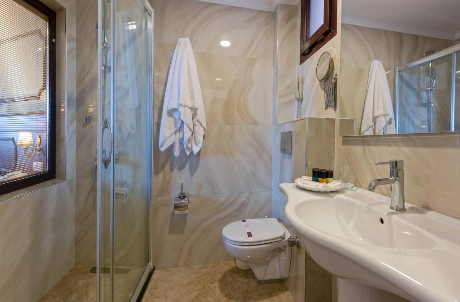 Bathroom in Antique Roman Palace Museum Hotel - Adults Only Ultra All Inclusive