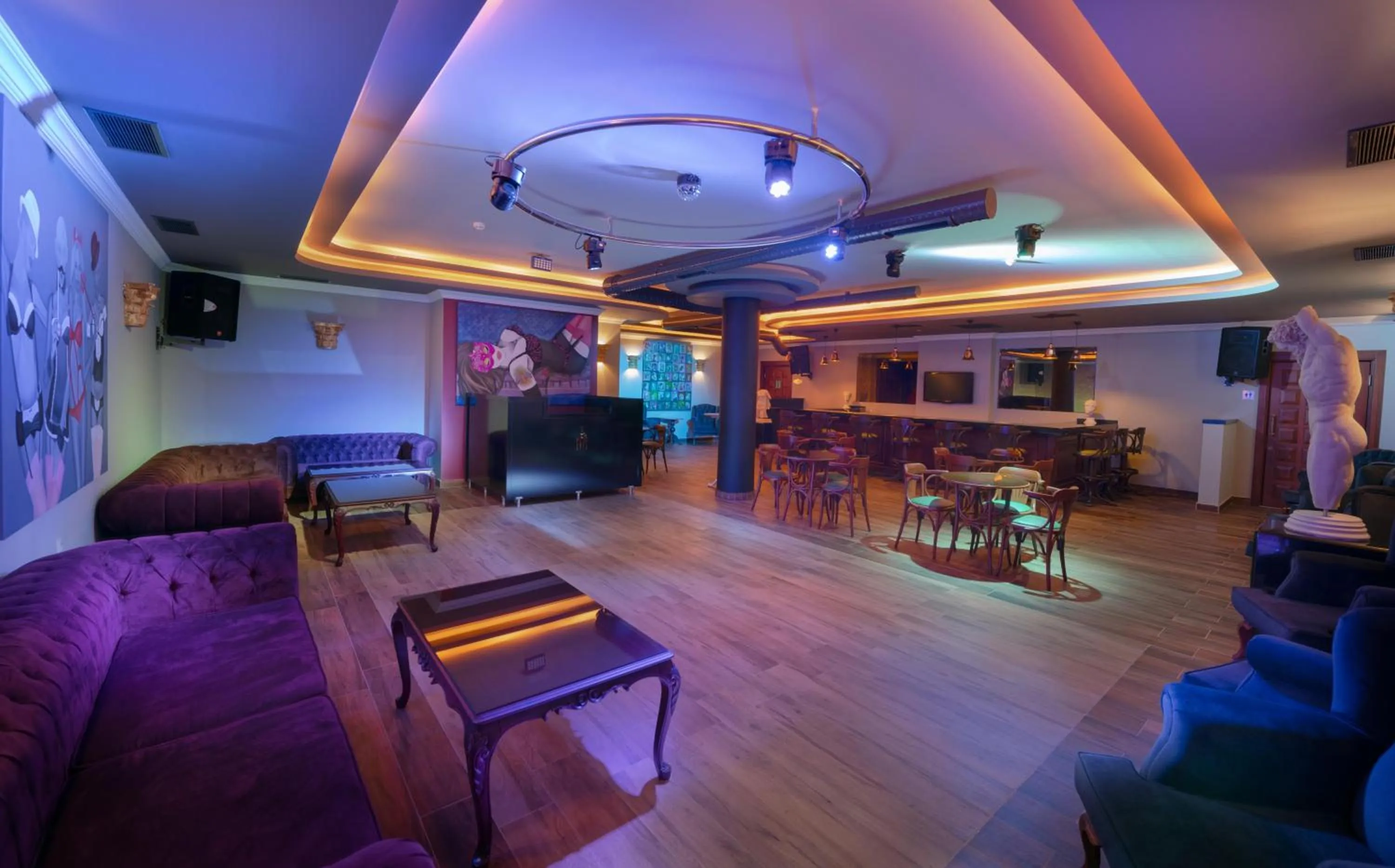 Nightclub / DJ in Antique Roman Palace Museum Hotel - Adults Only Ultra All Inclusive