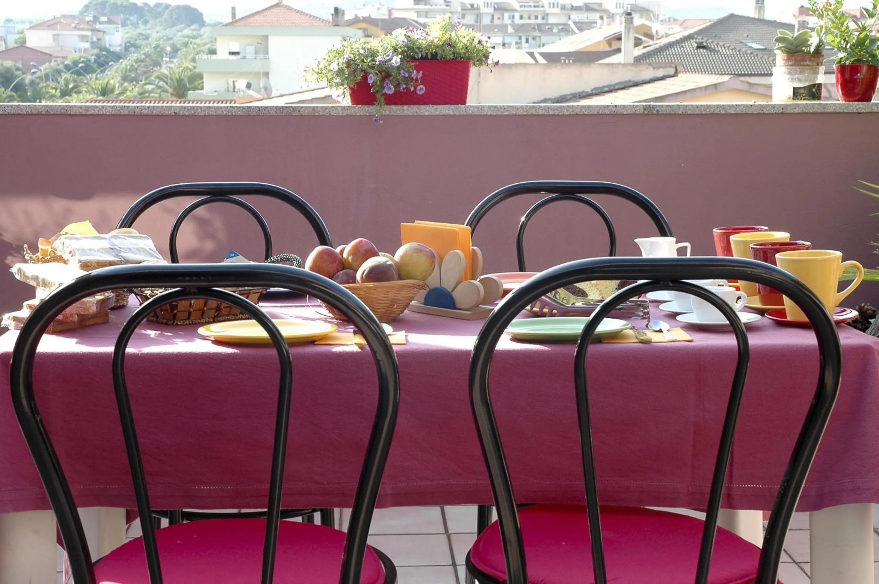 Italian breakfast in Liana Guest House