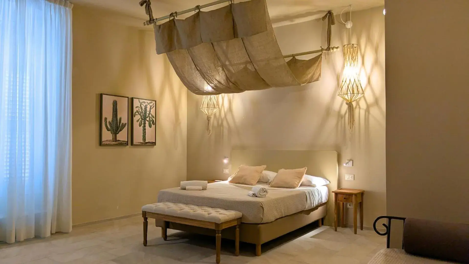 Superior Double Room in PalazzoRusso Ortigia Suite & Apartments Superior Double Room in PalazzoRusso Ortigia Suite & Apartments