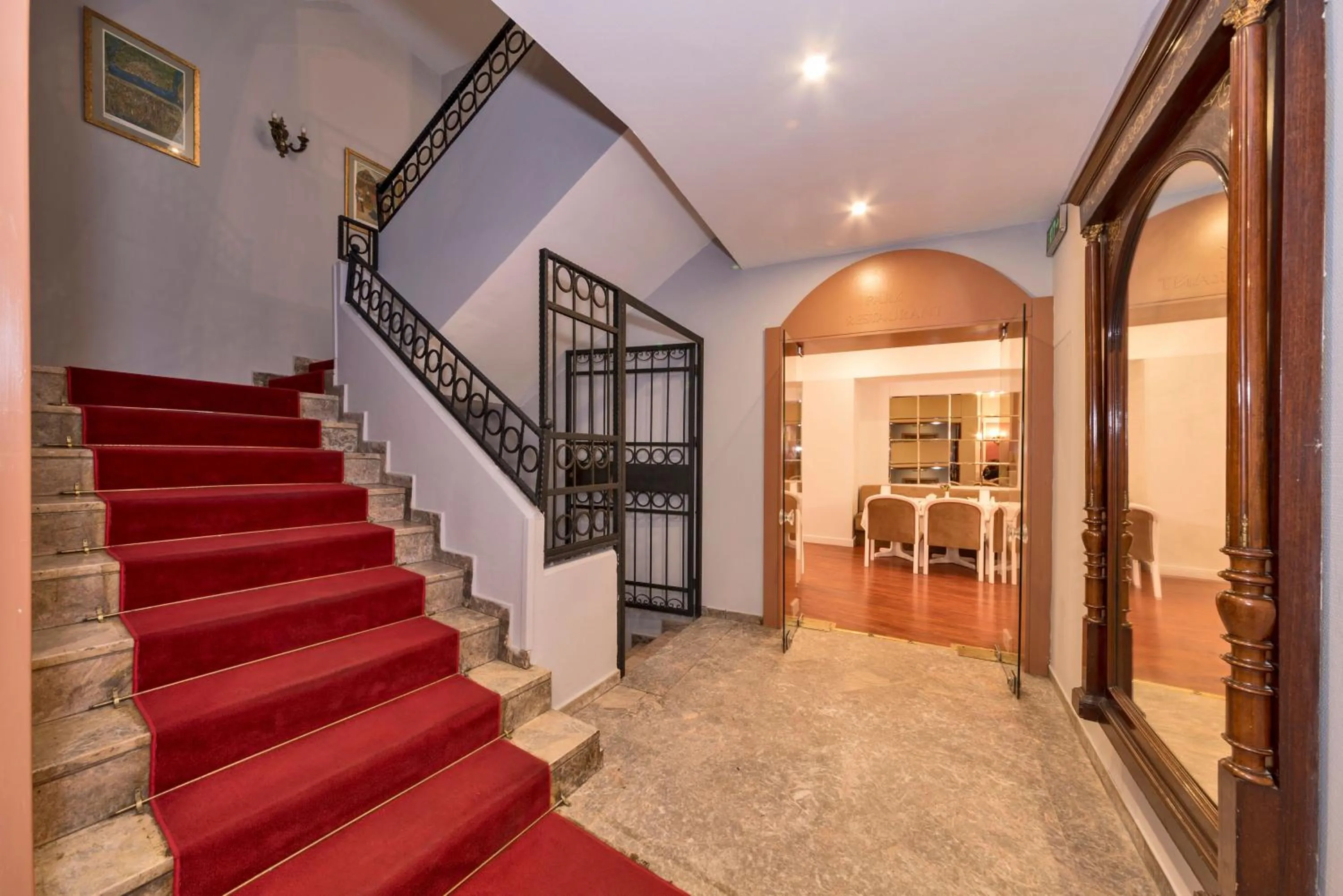 Febor Park İstanbul Levent Hotel