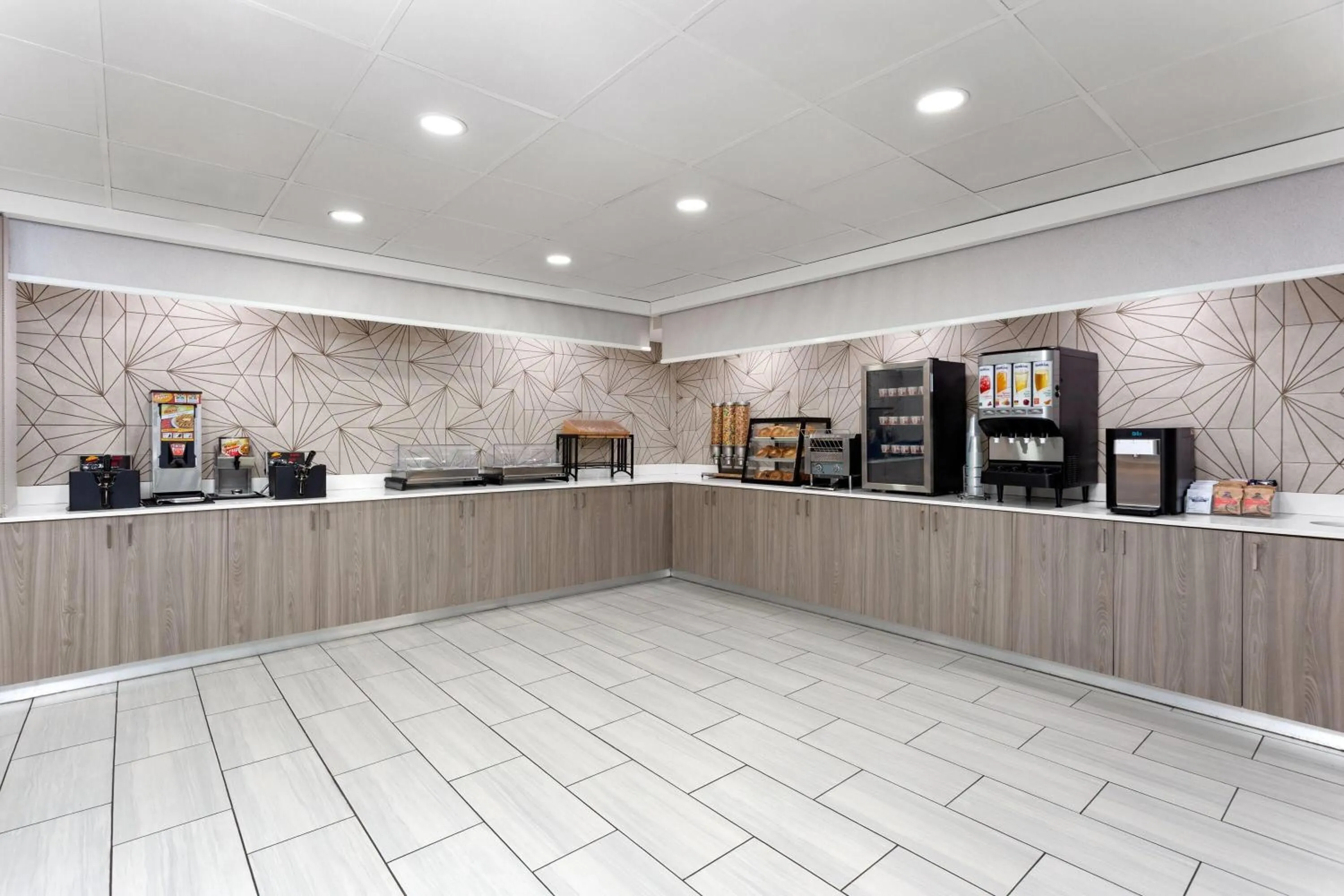 Breakfast in Hawthorn Extended Stay by Wyndham Ft Lauderdale Cypress Crk