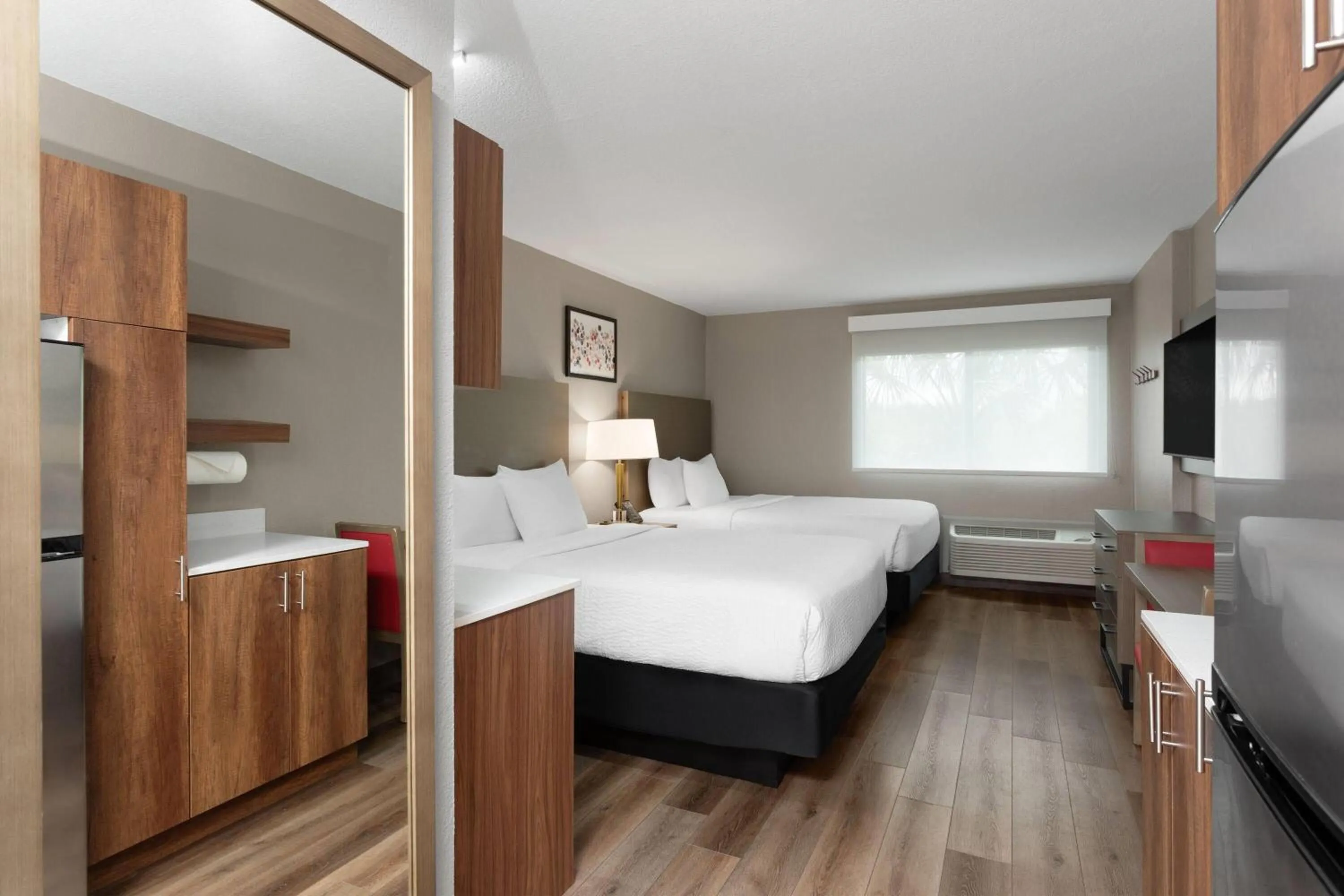 Photo of the whole room, Bed in Hawthorn Extended Stay by Wyndham Ft Lauderdale Cypress Crk