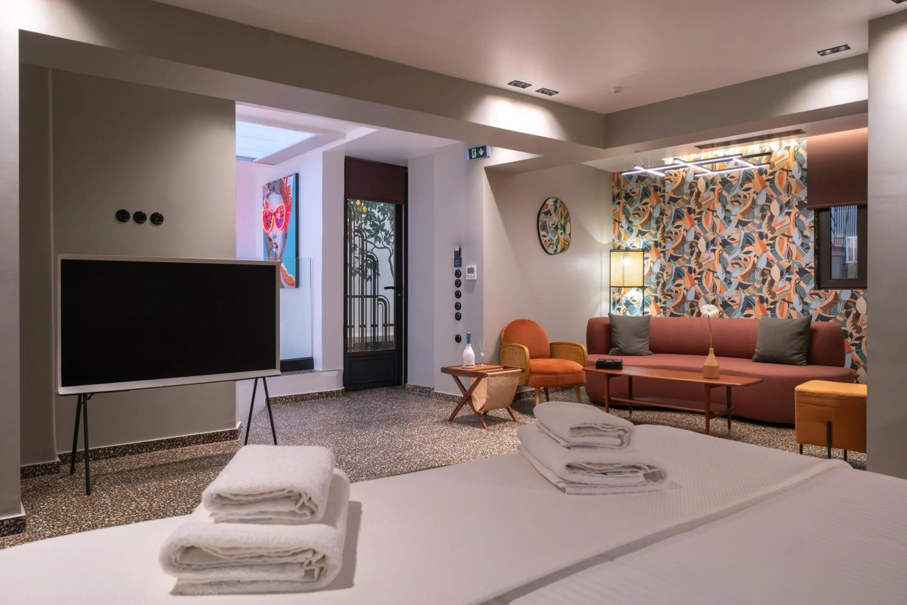 Living room in Athens Retro