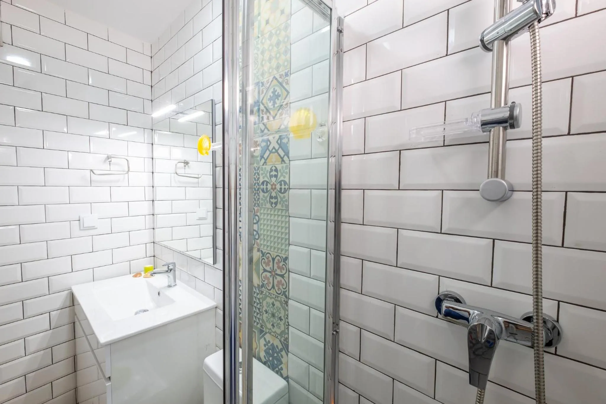 Bathroom in Townhouse Aqua-Maris by Algarve Vacation
