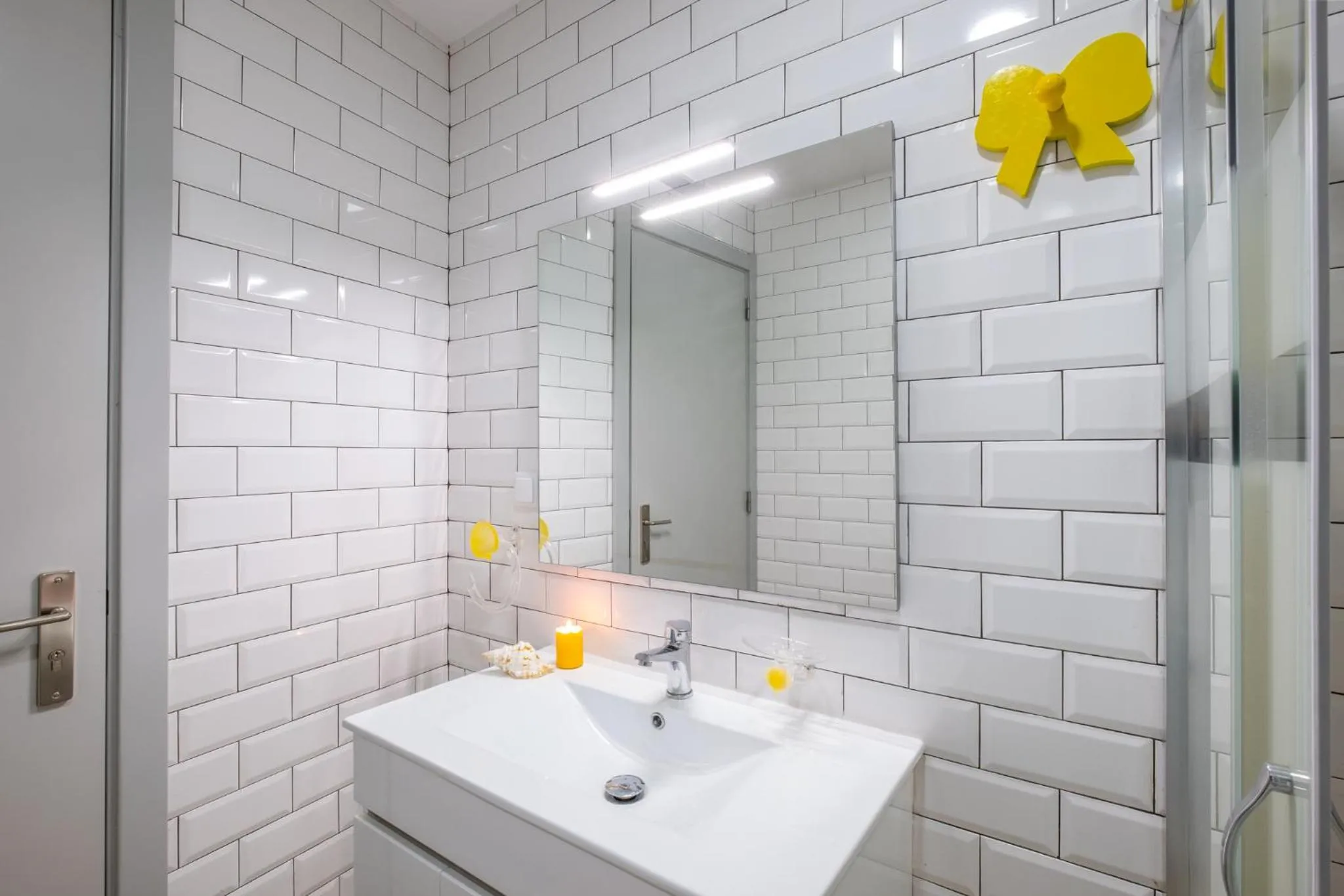 Bathroom in Townhouse Aqua-Maris by Algarve Vacation